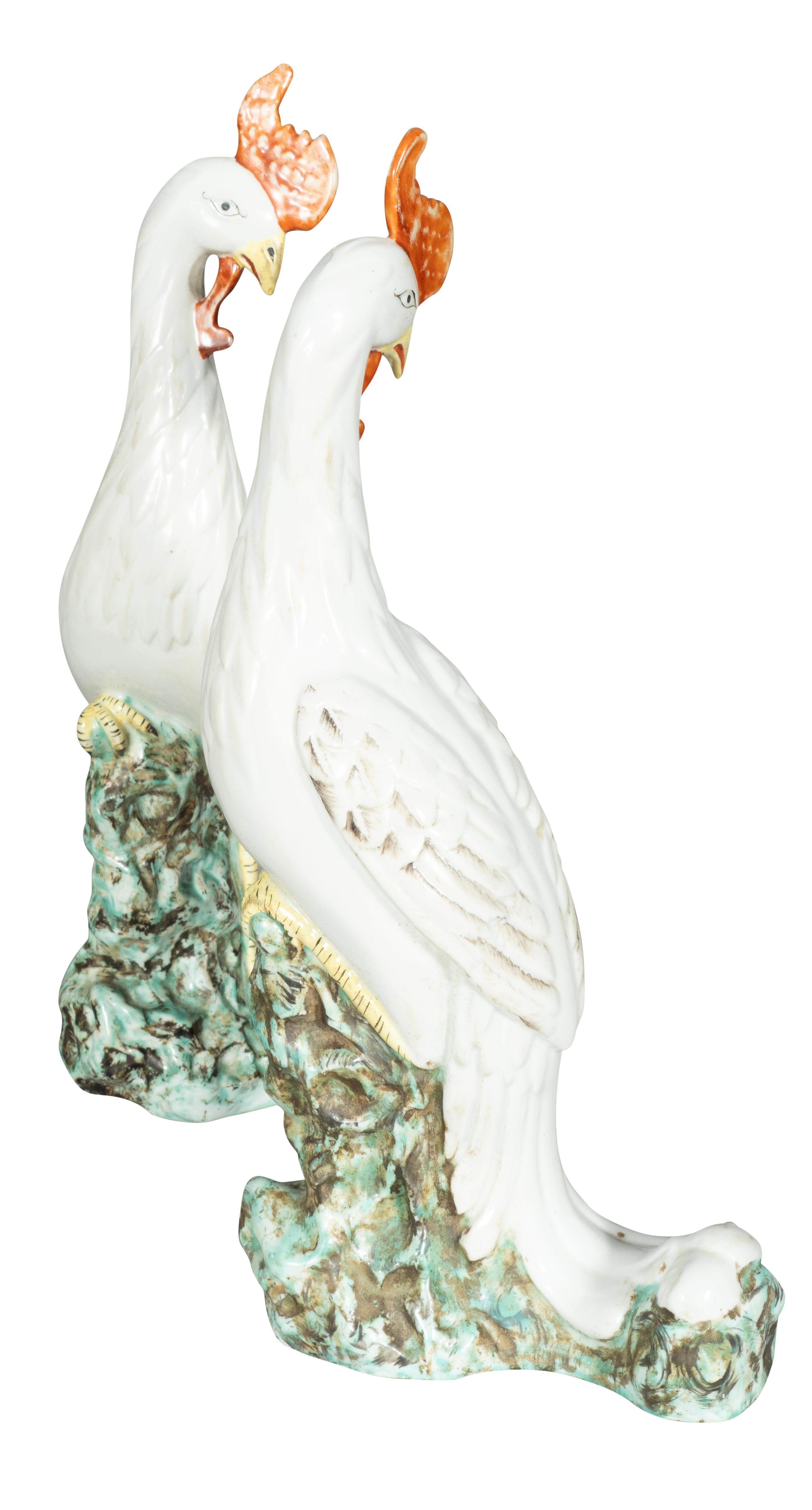 Pair Of Chinese Porcelain Phoenix Birds In Good Condition For Sale In Essex, MA