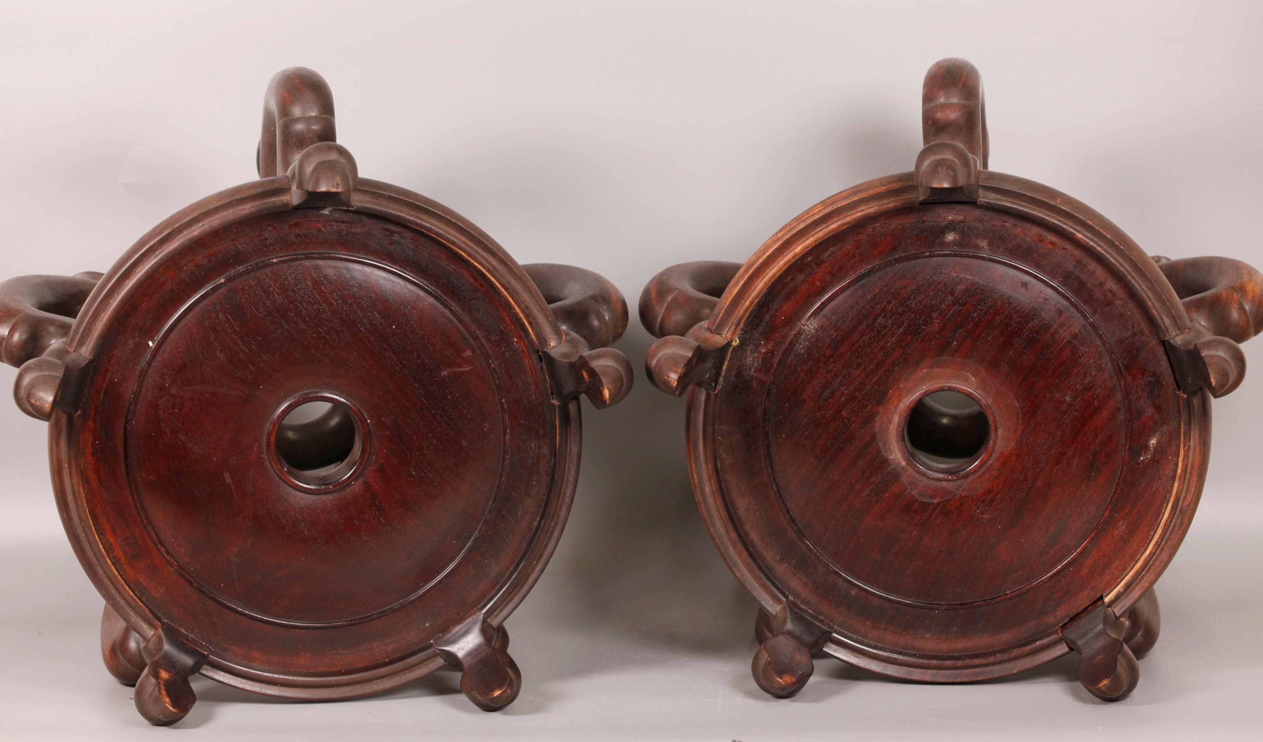 20th Century pair of Chinese porcelain planters, Republican period For Sale