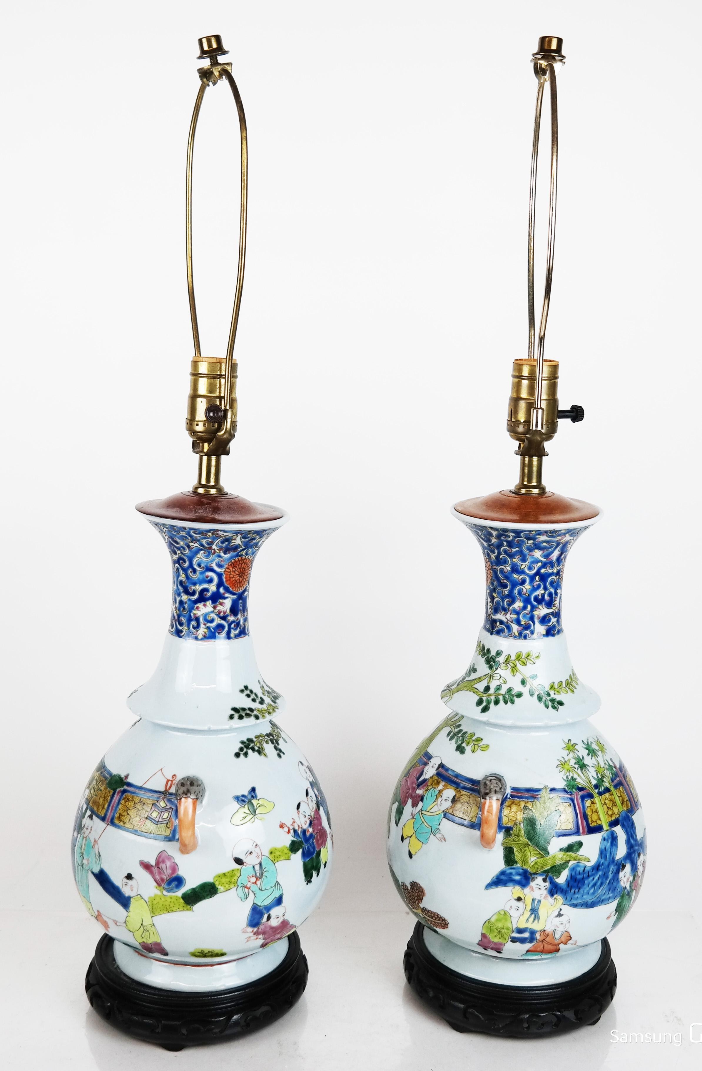 Pair of Chinese Porcelain Polychrome Lamps In Good Condition In Locust Valley, NY