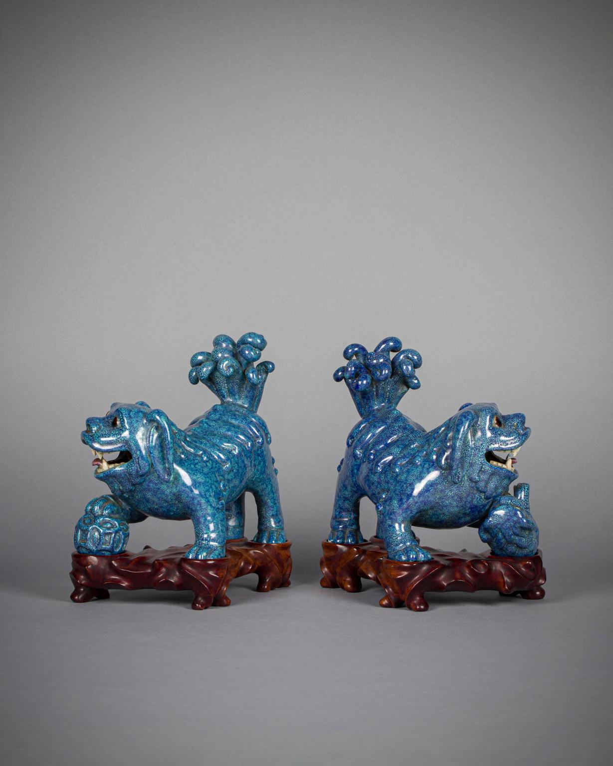 Pair of Chinese Porcelain Robin's Egg Foo Dogs on Stands, circa 1890 In Good Condition For Sale In New York, NY
