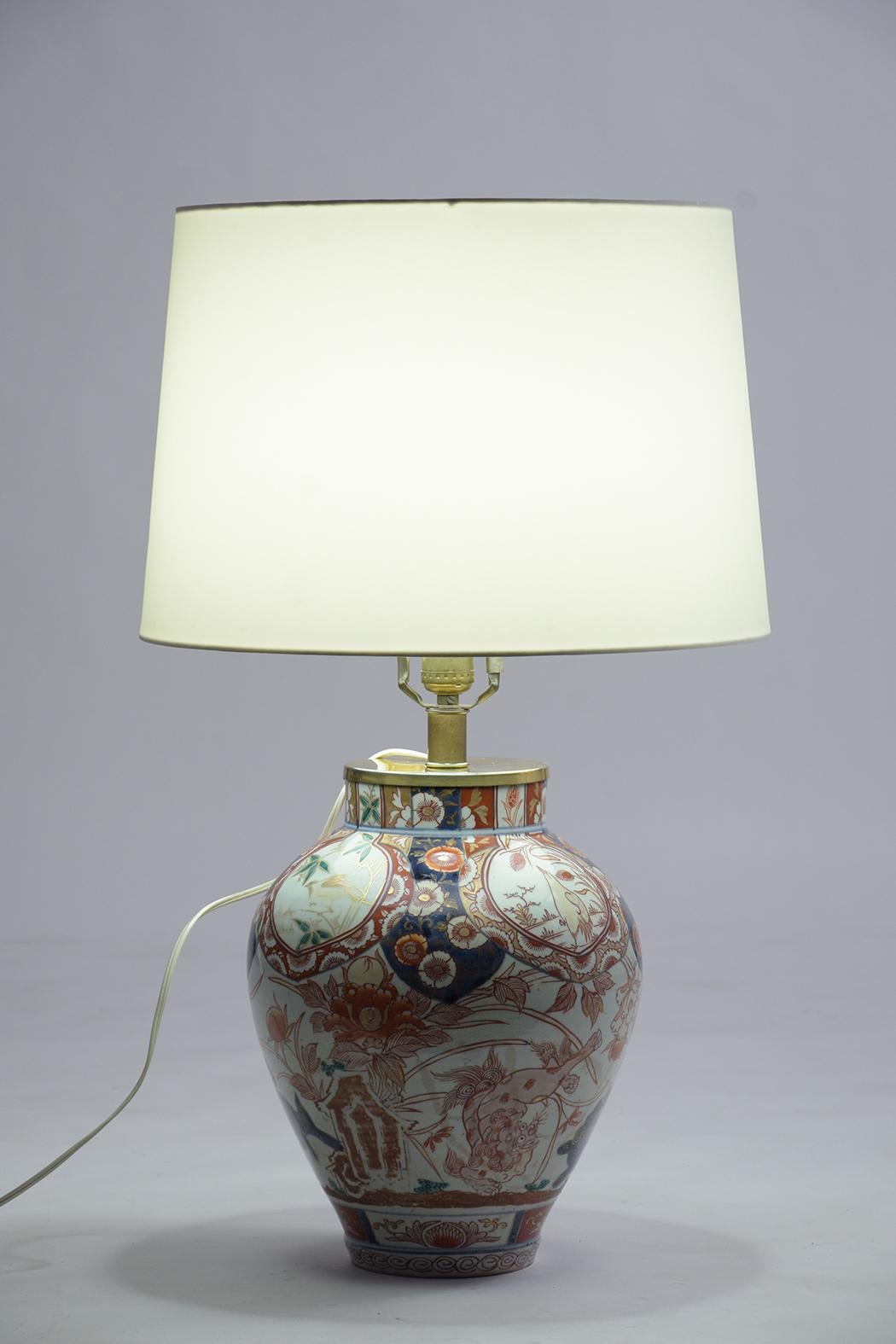 Chinese Export Pair of Chinese Porcelain Table Lamps