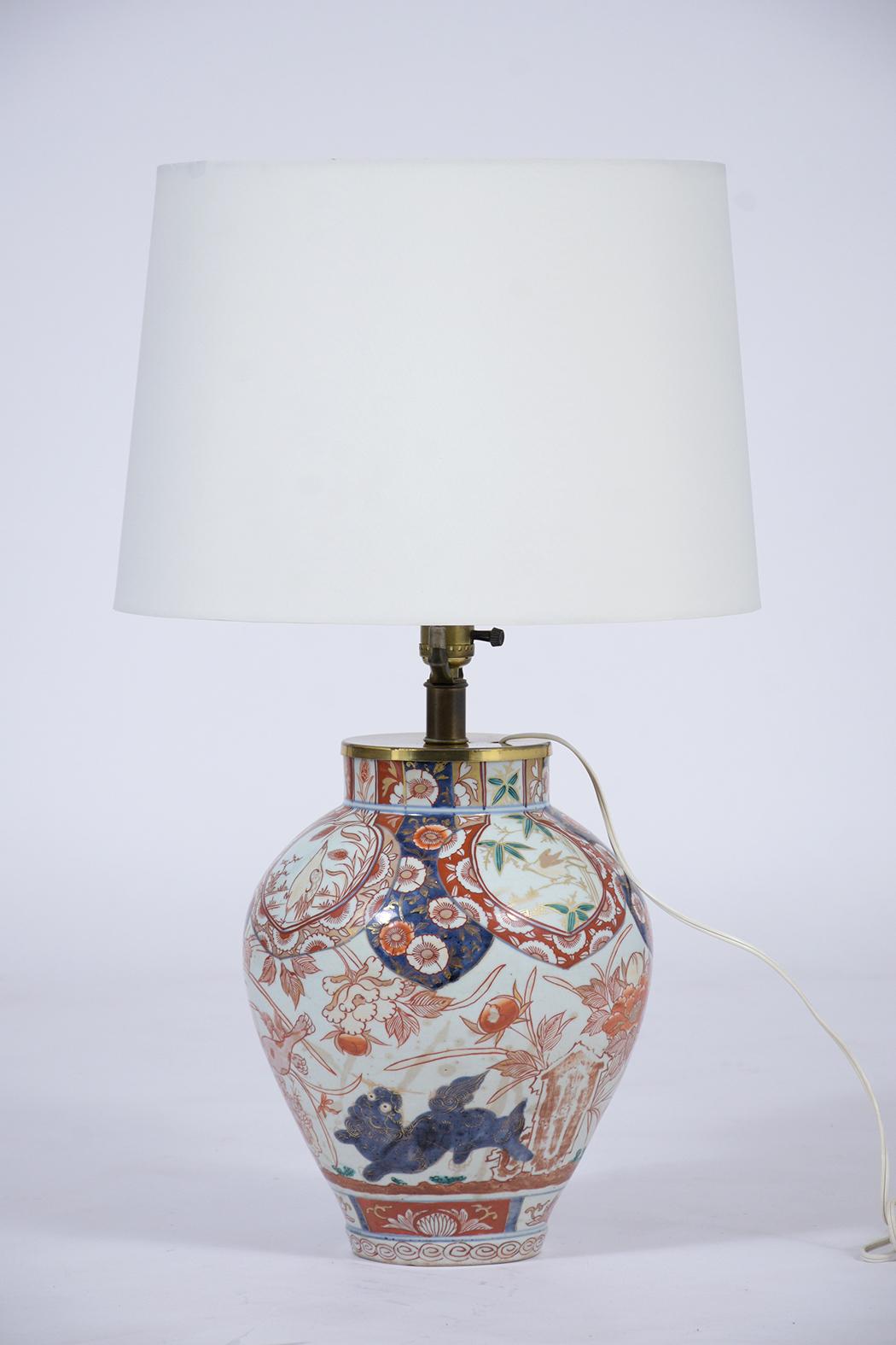 Mid-20th Century Pair of Chinese Porcelain Table Lamps