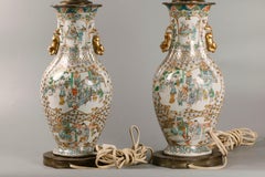 pair of Chinese porcelain vases, 18th c.