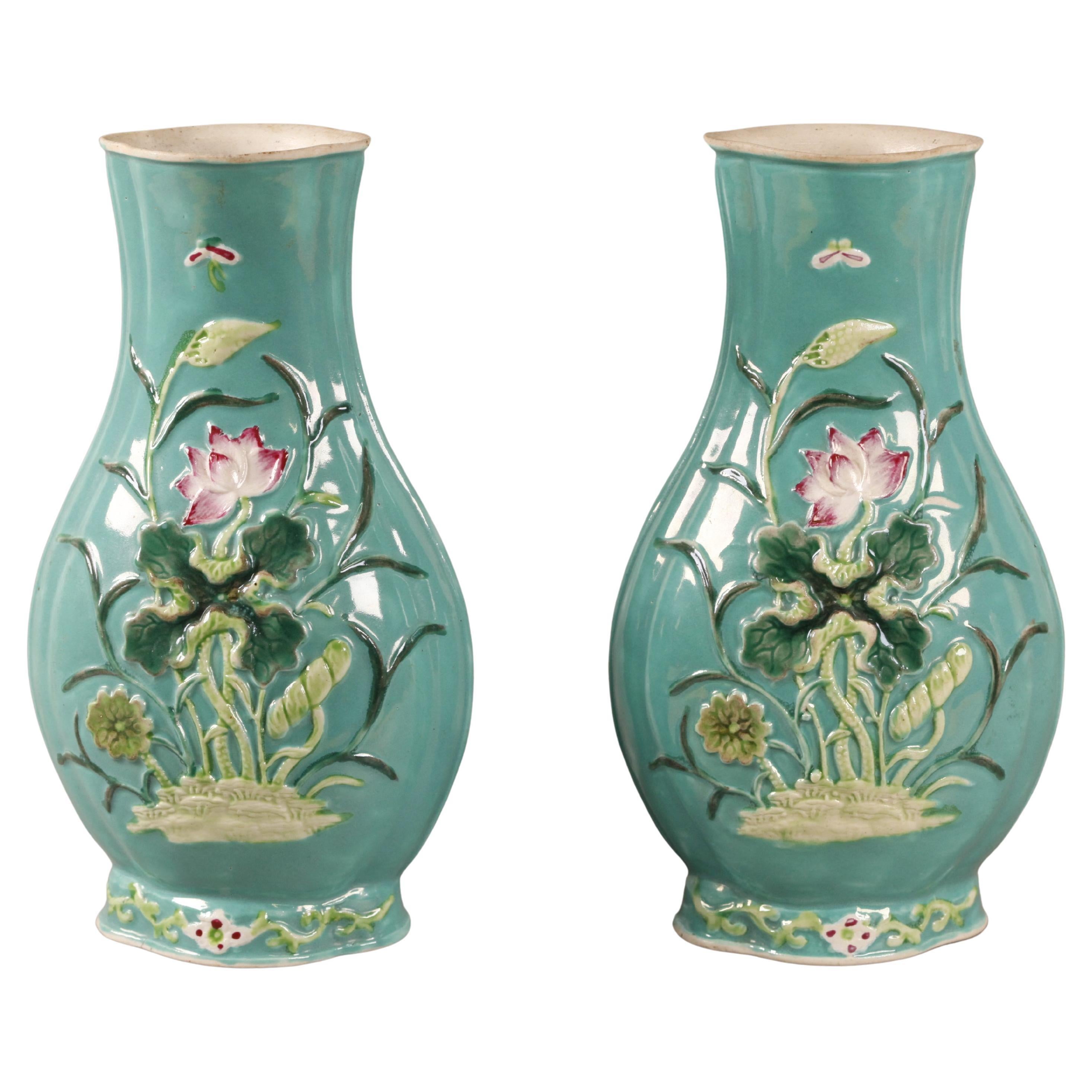 Paire de vases en porcelaine chinoise, période républicaine