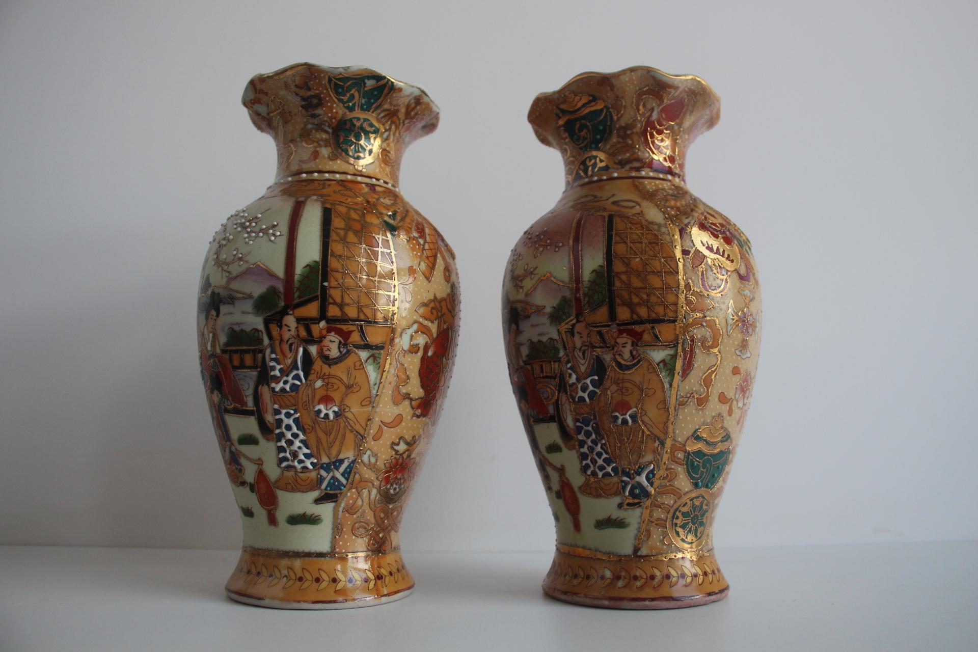 Late 20th Century Pair of Chinese Porcelain Vases, Satsuma, 1970's. For Sale