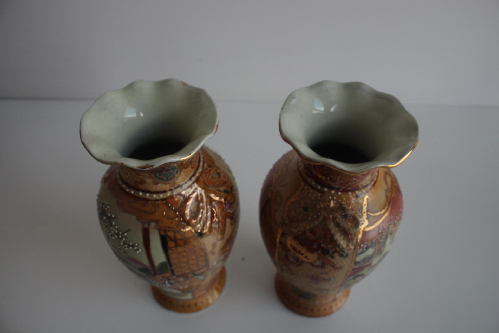 Pair of Chinese Porcelain Vases, Satsuma, 1970's. For Sale 1