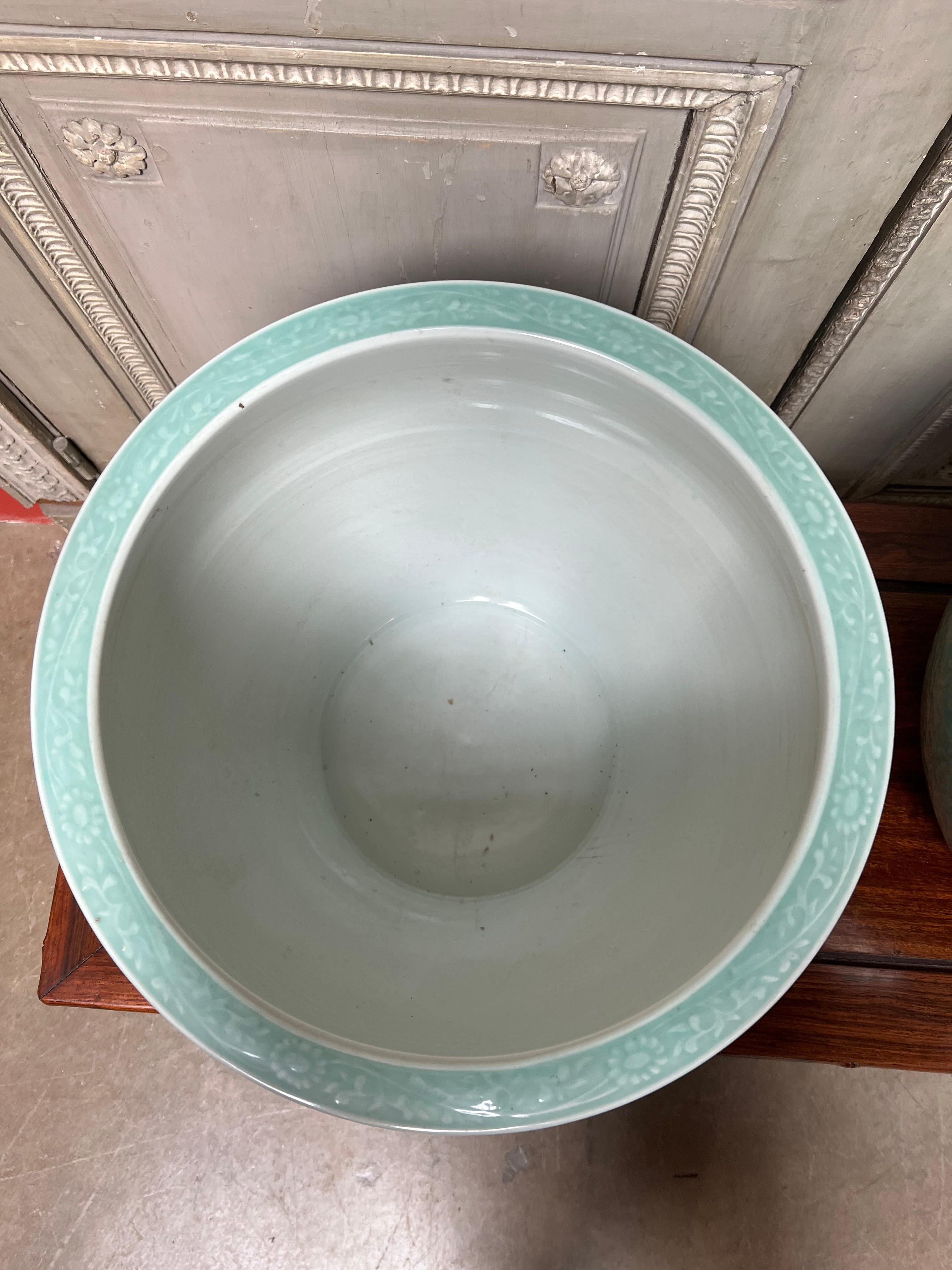 Porcelain Pair of Chinese Porclelain Celedon Planters For Sale