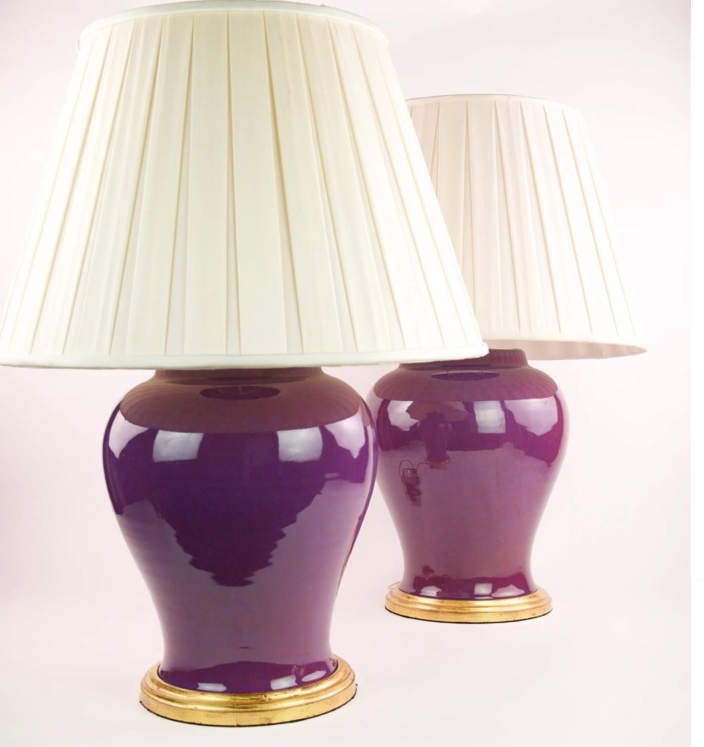 Pair of Chinese Purple Glaze Porcelain Table Lamps In Good Condition For Sale In London, GB
