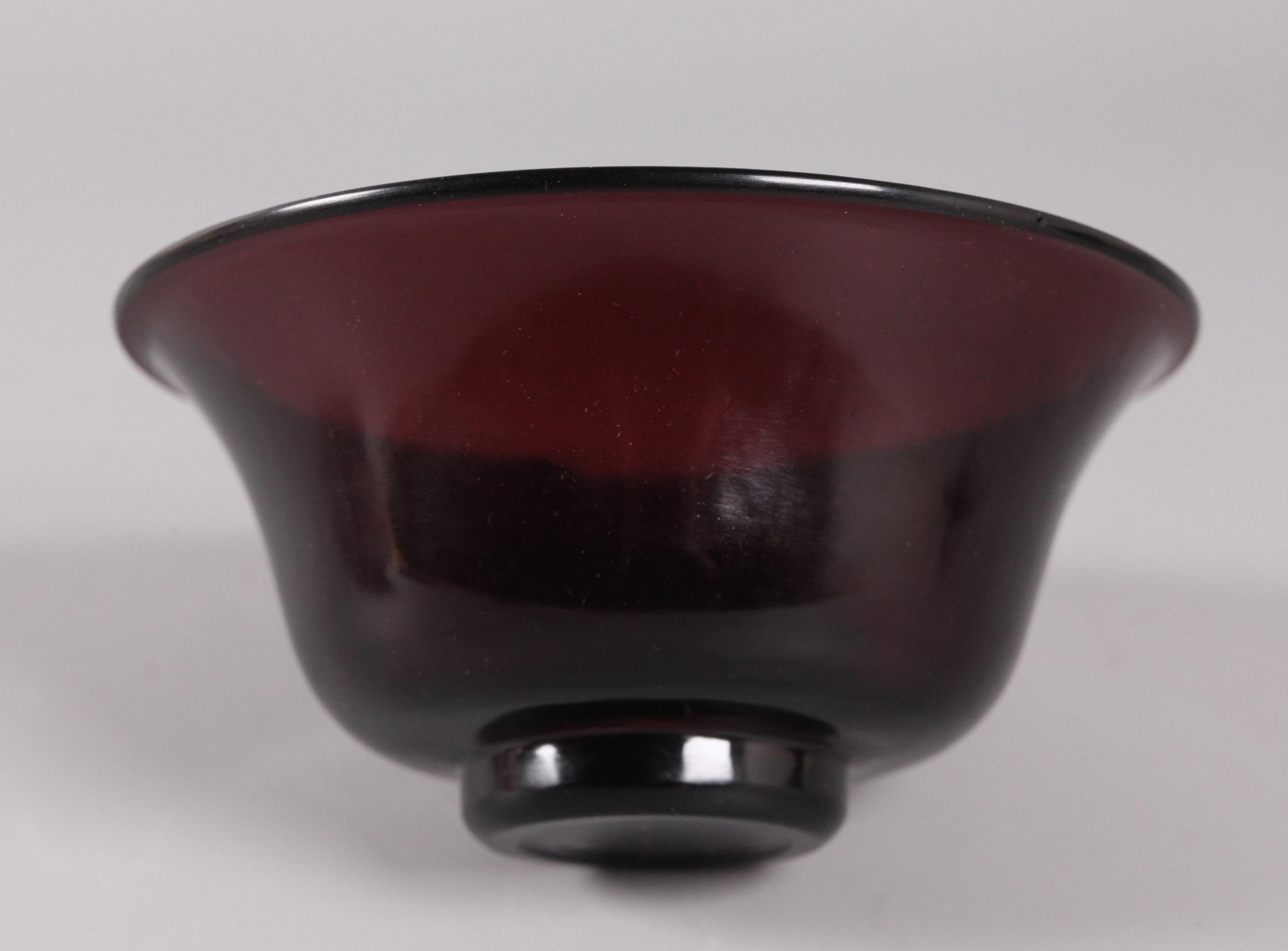 pair of Chinese purple peking glass bowls For Sale 1