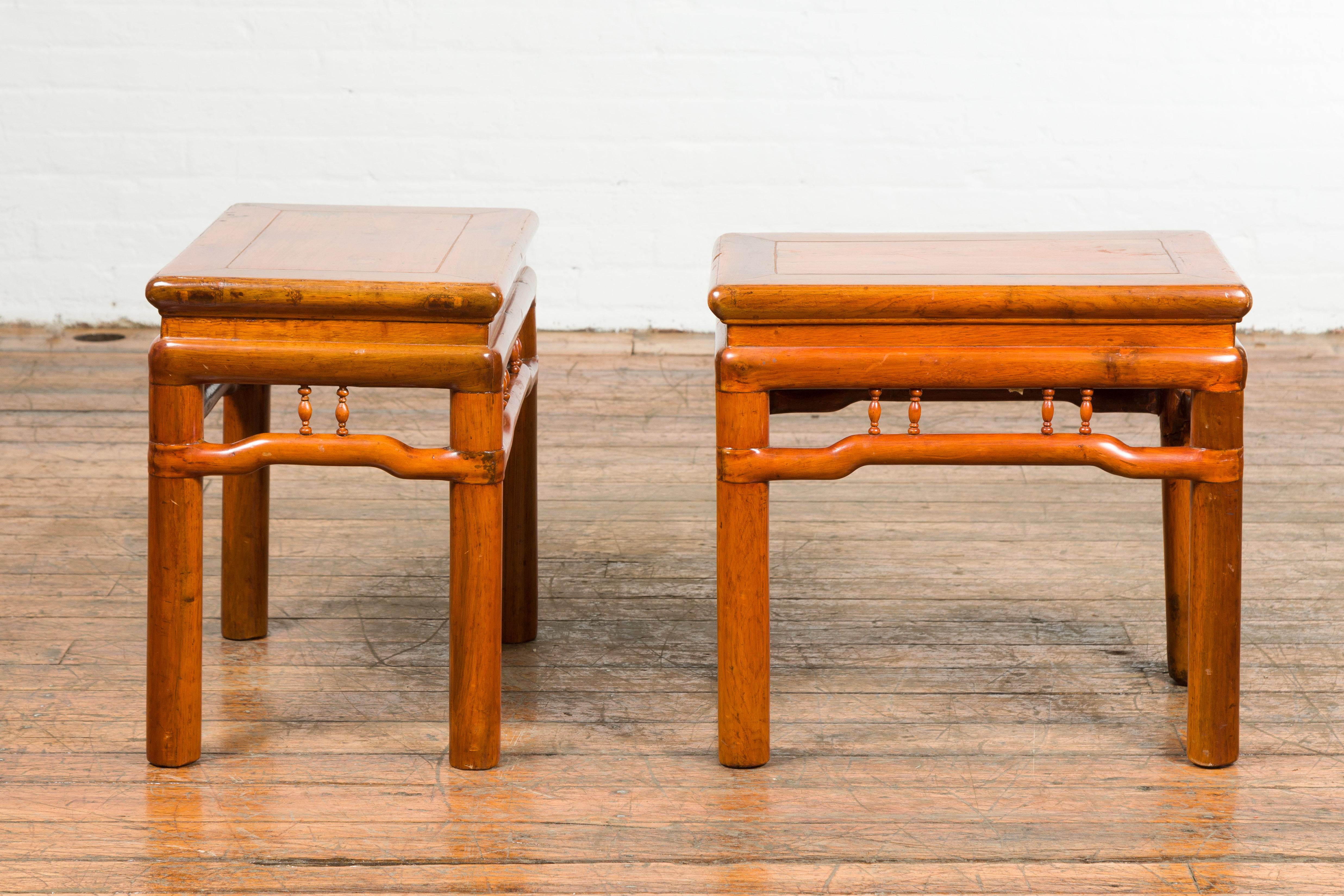 Pair of Chinese Qing Dynasty 19th Century Side Tables with Humpback Stretchers For Sale 3