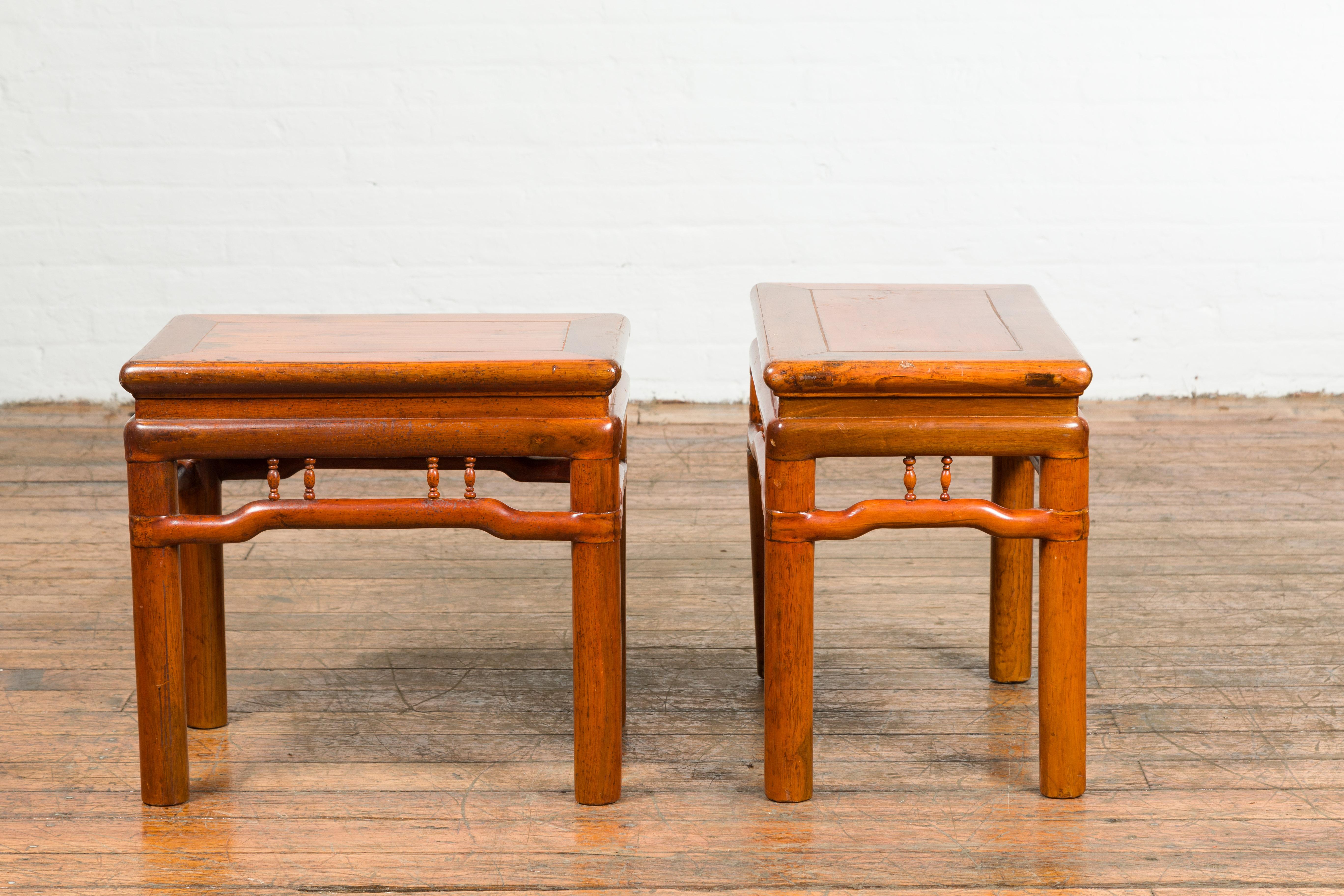 Pair of Chinese Qing Dynasty 19th Century Side Tables with Humpback Stretchers For Sale 4