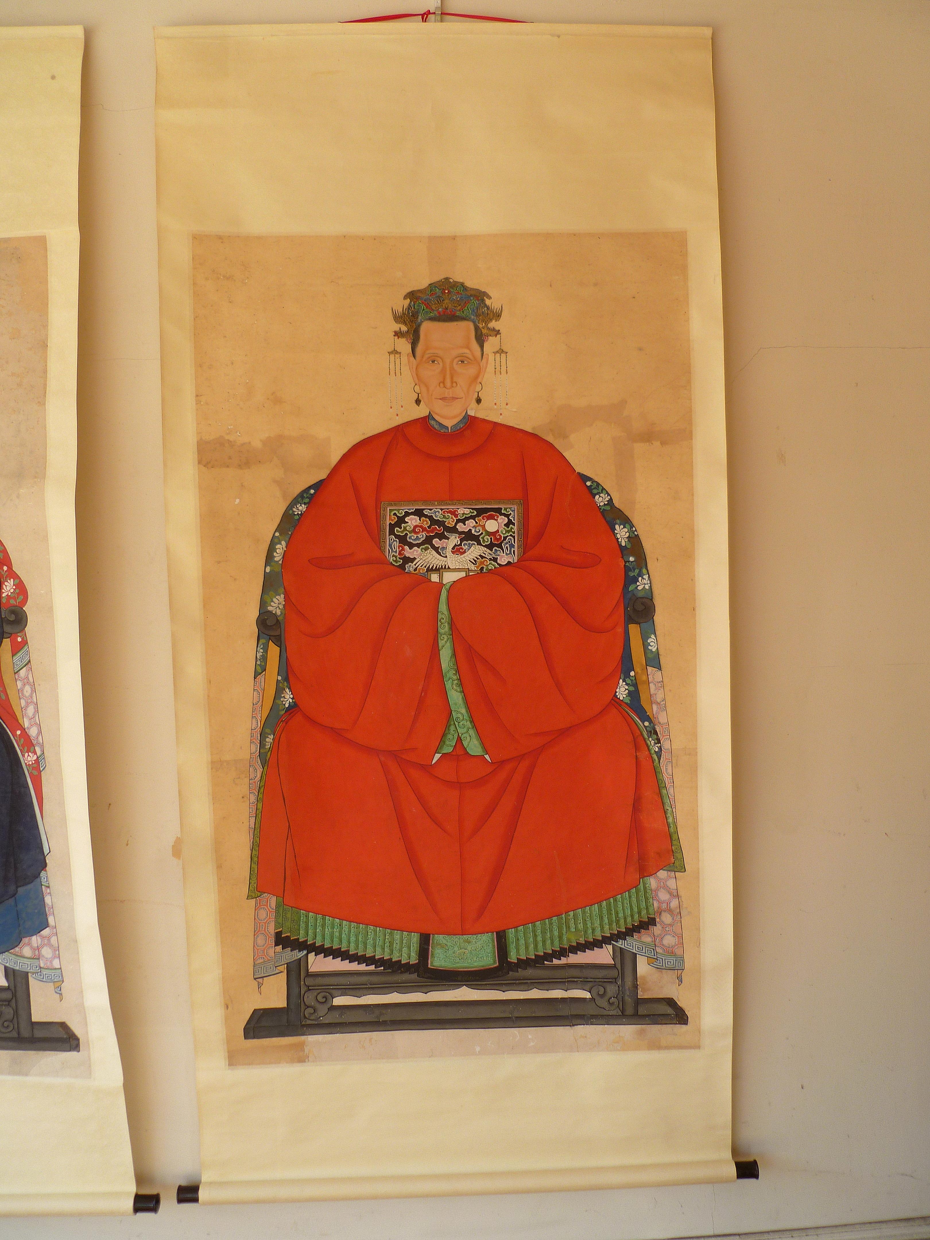 Pair of Chinese Qing Dynasty Ancestor Portrait Scroll Paintings 4