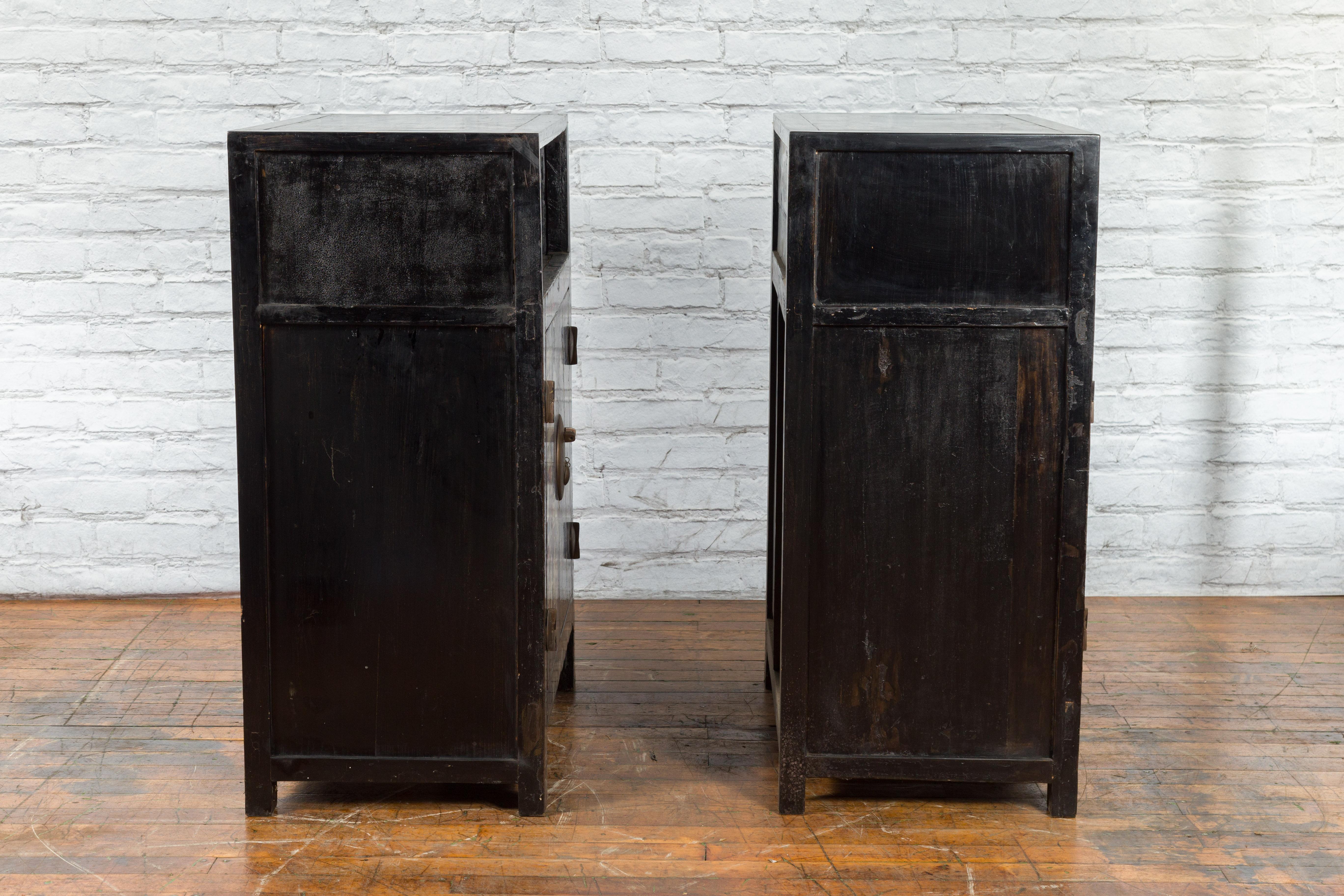 Pair of Chinese Qing Dynasty Black Lacquer Cabinets with Hand Painted Motifs For Sale 10
