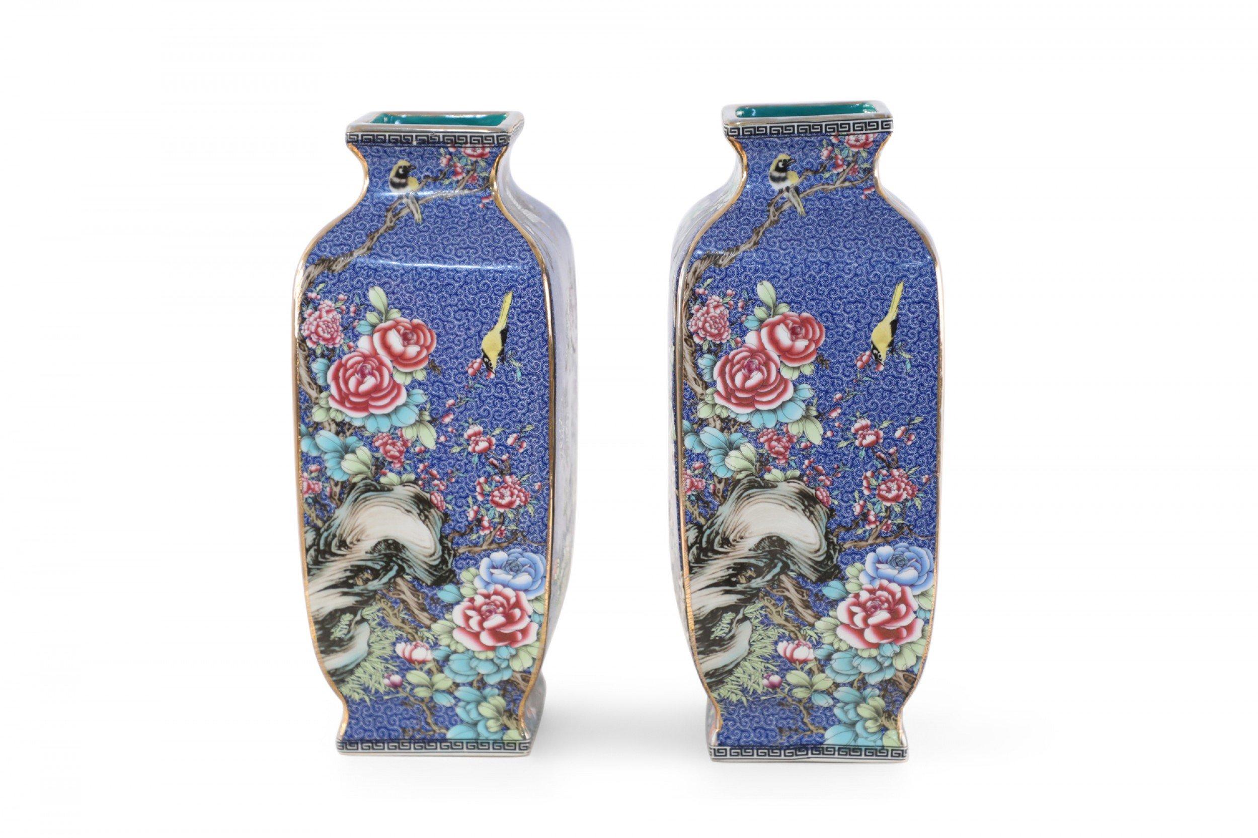 Chinese Export Pair of Chinese Qing Dynasty Blue and Floral Porcelain Sleeve Vases