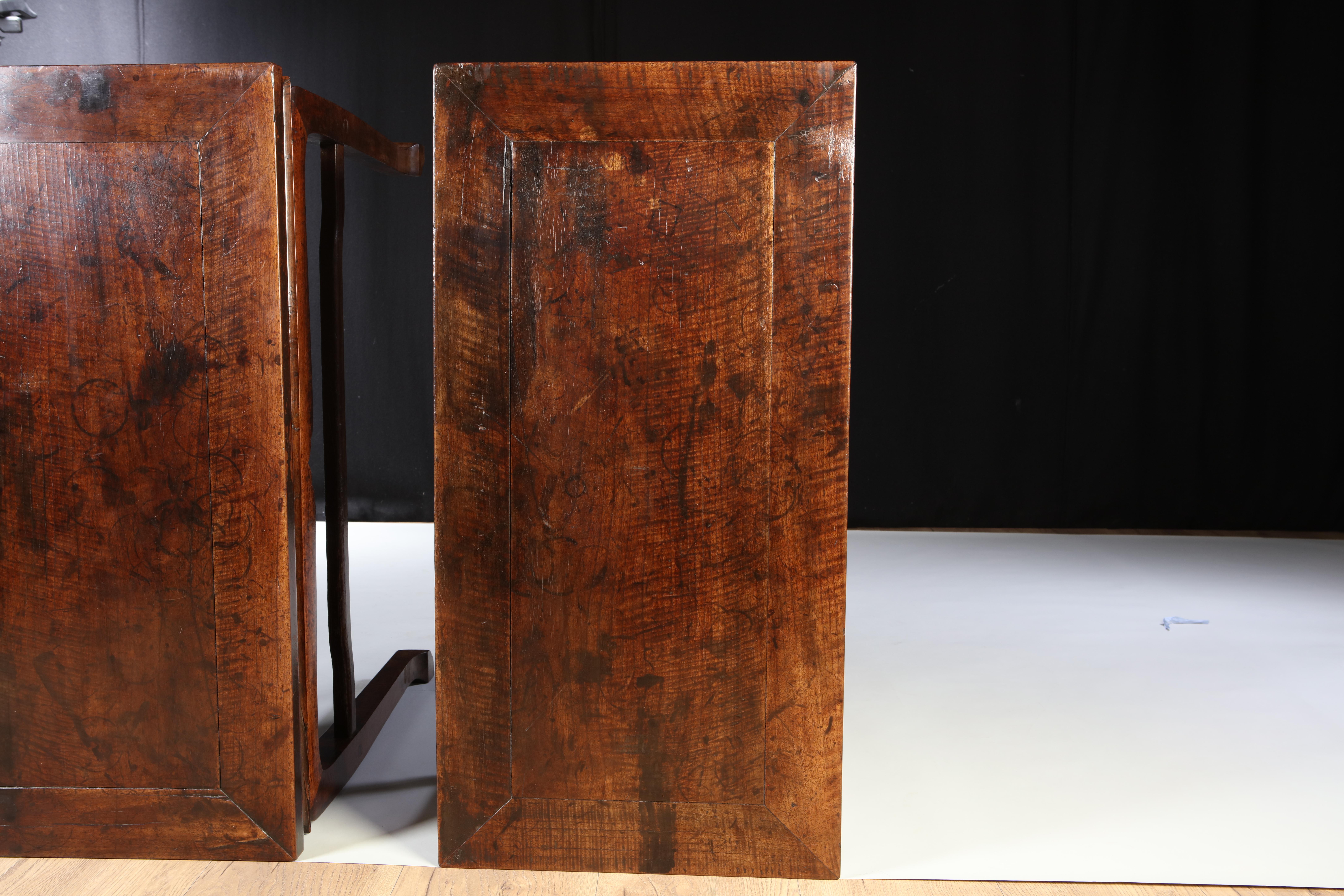 Pair of Chinese Qing Dynasty Longyanmu Side Tables For Sale 8