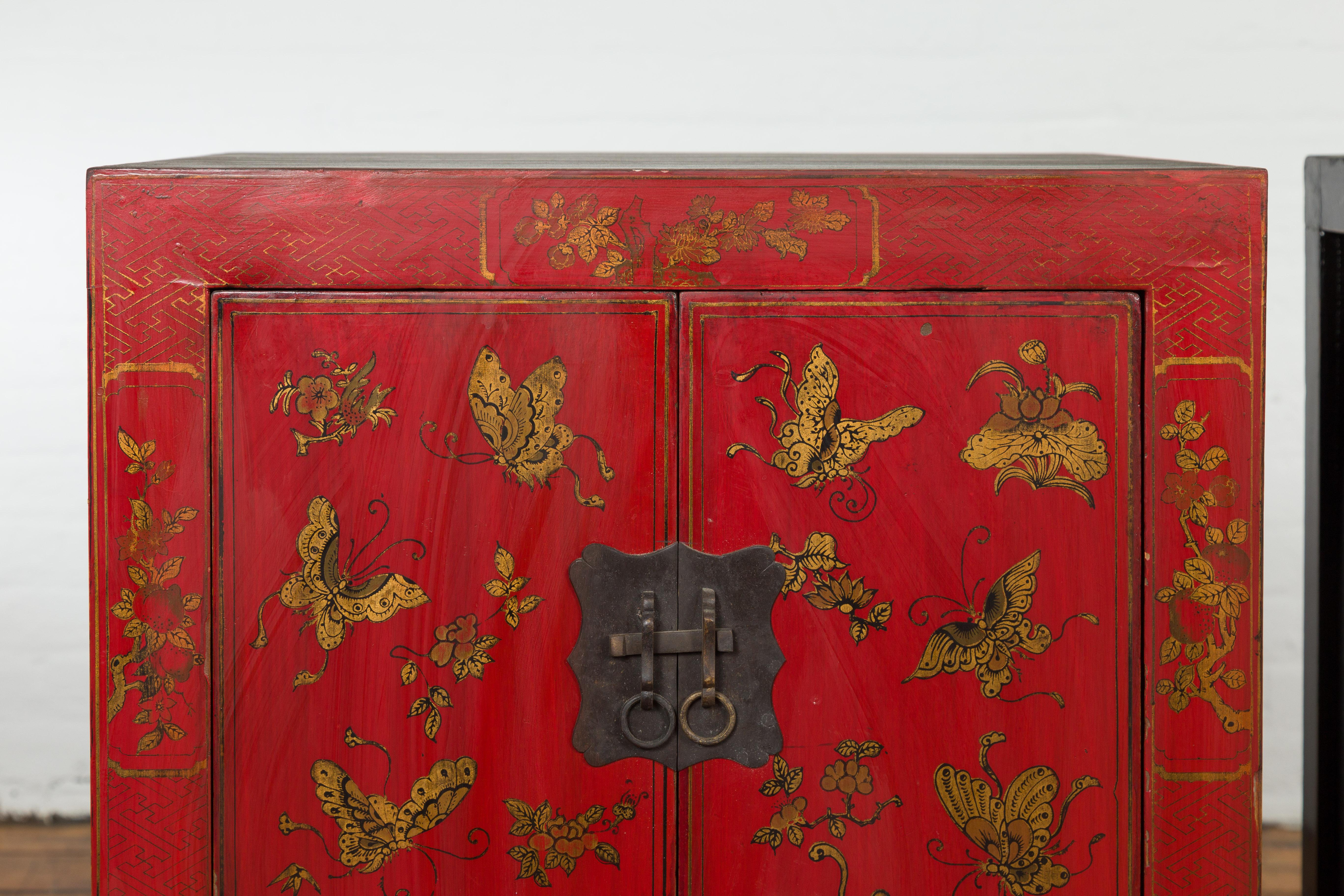 Gilt Pair of Chinese Qing Dynasty Red Lacquer Bedside Cabinets with Butterfly Décor