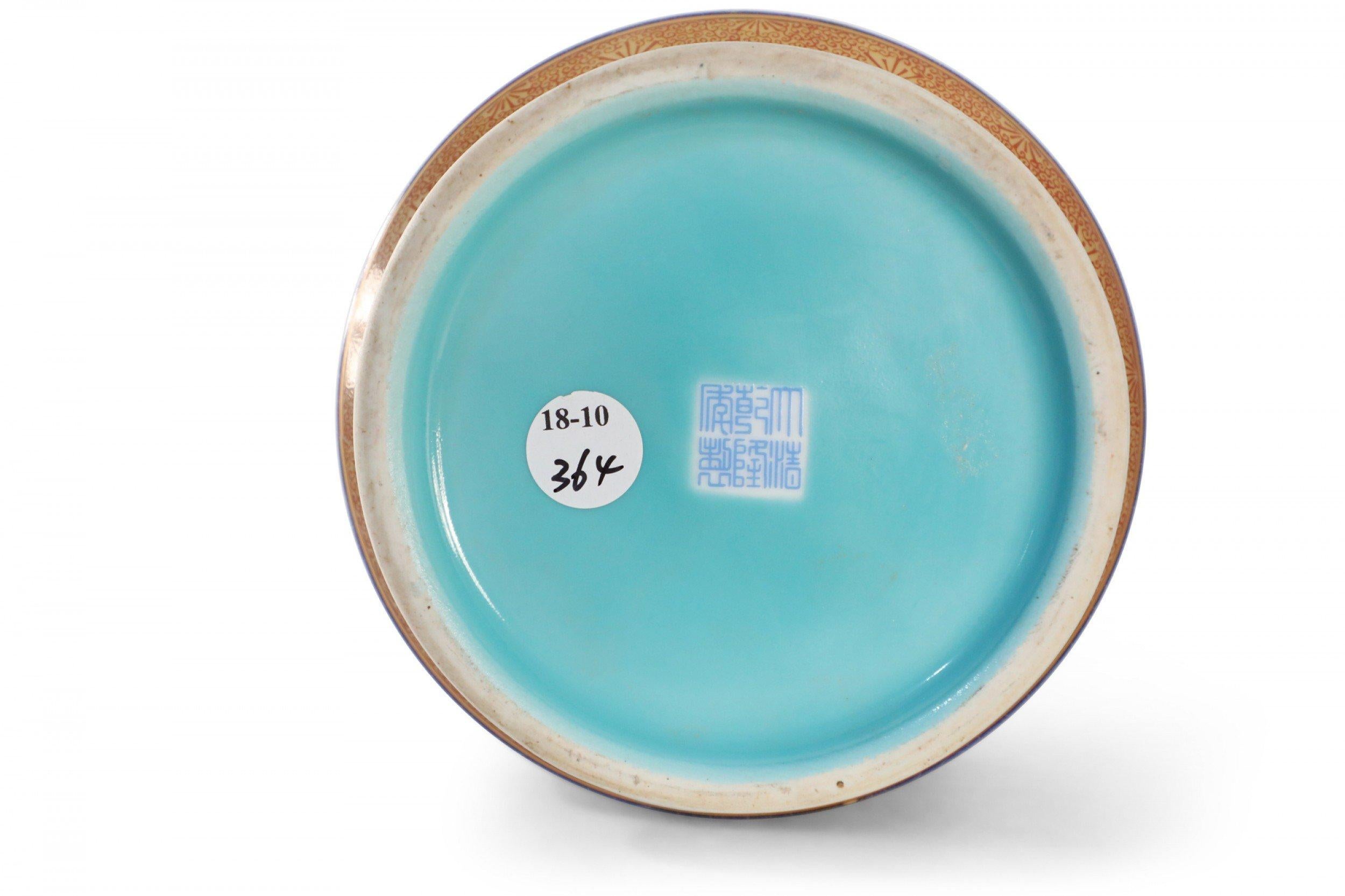 Pareja de Botellas de Mazo de Porcelana Azul Famille Floral Estilo Dinastía Qing China en venta 3