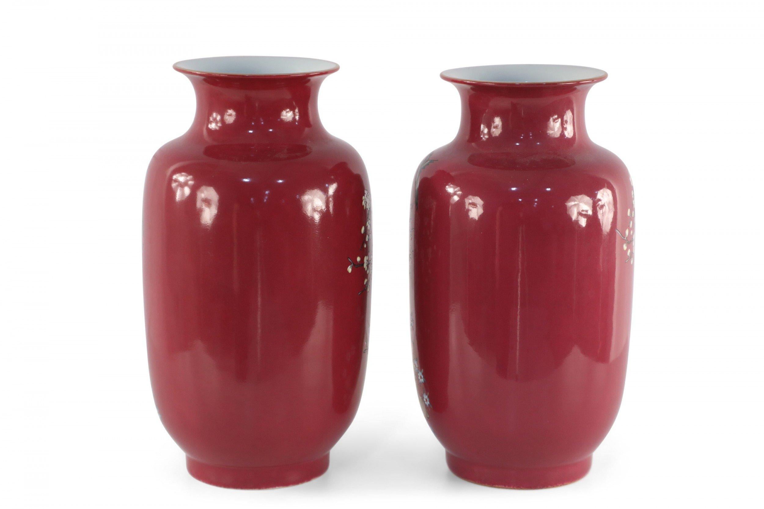 Pair of Chinese Qing Dynasty Style Floral Magpie Motif Porcelain Sleeve Vases For Sale 1