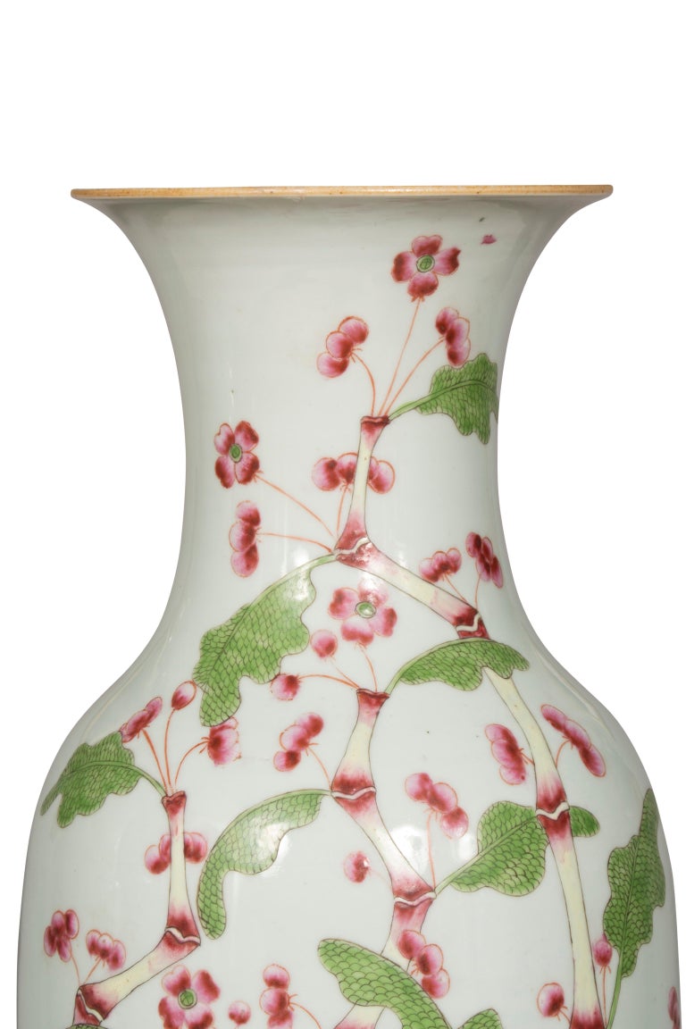 Pair Of Chinese Qing Dynasty Vases For Sale at 1stDibs