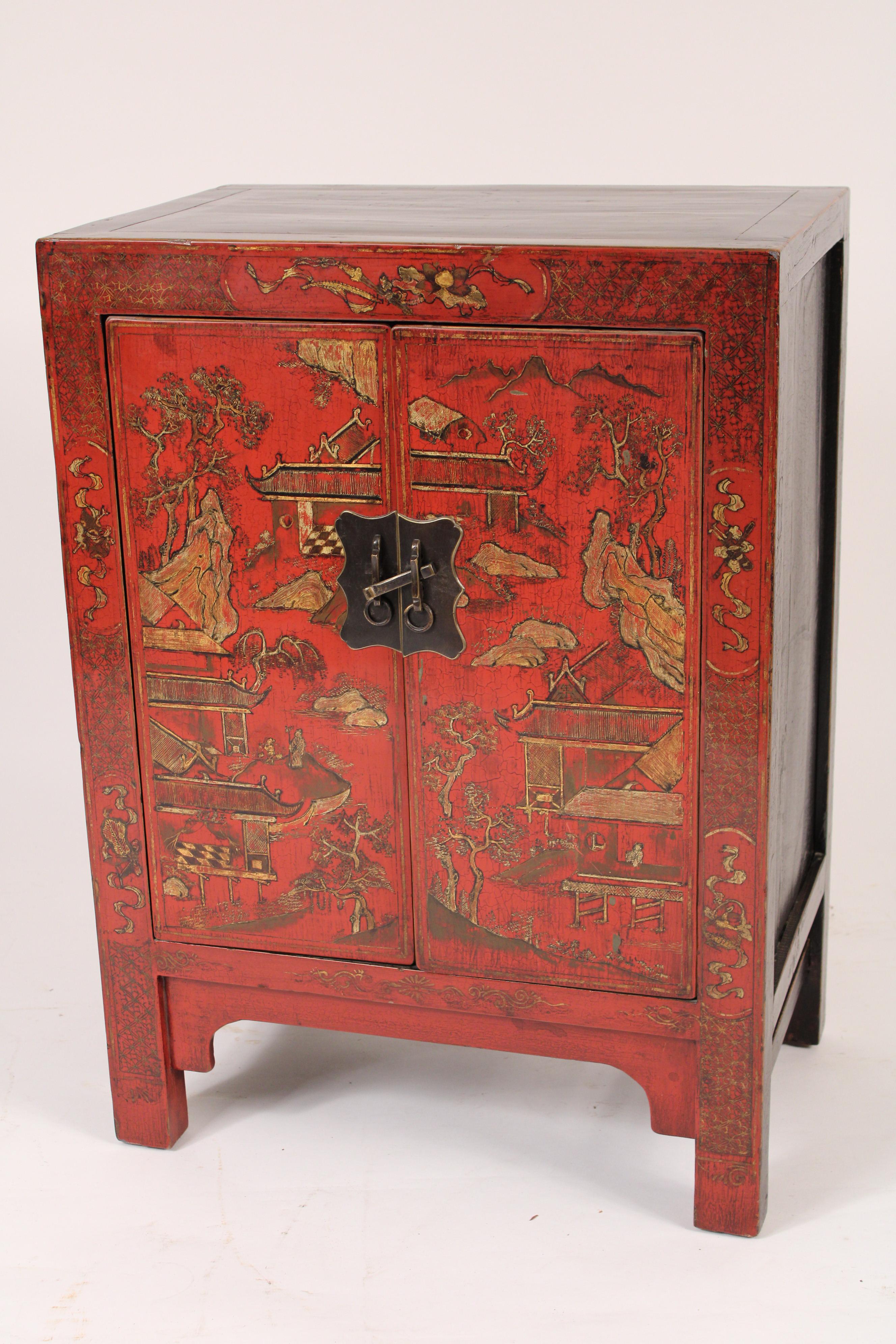 Pair of Chinese Red Lacquer and Gilt Decorated Occasional Cabinets In Good Condition In Laguna Beach, CA