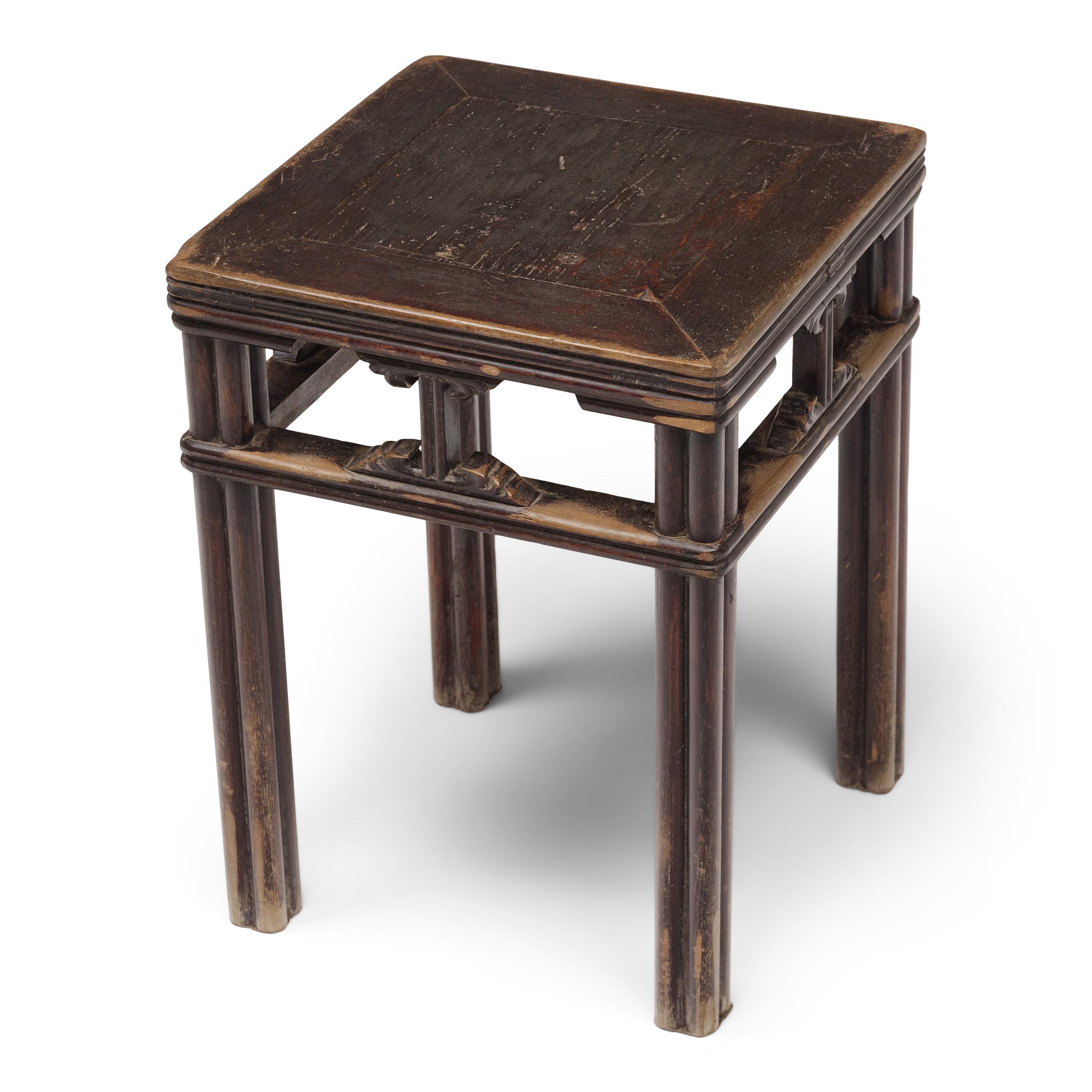 Paar chinesische Fang Deng Hocker mit Schilfrohr, um 1850 (Qing-Dynastie) im Angebot