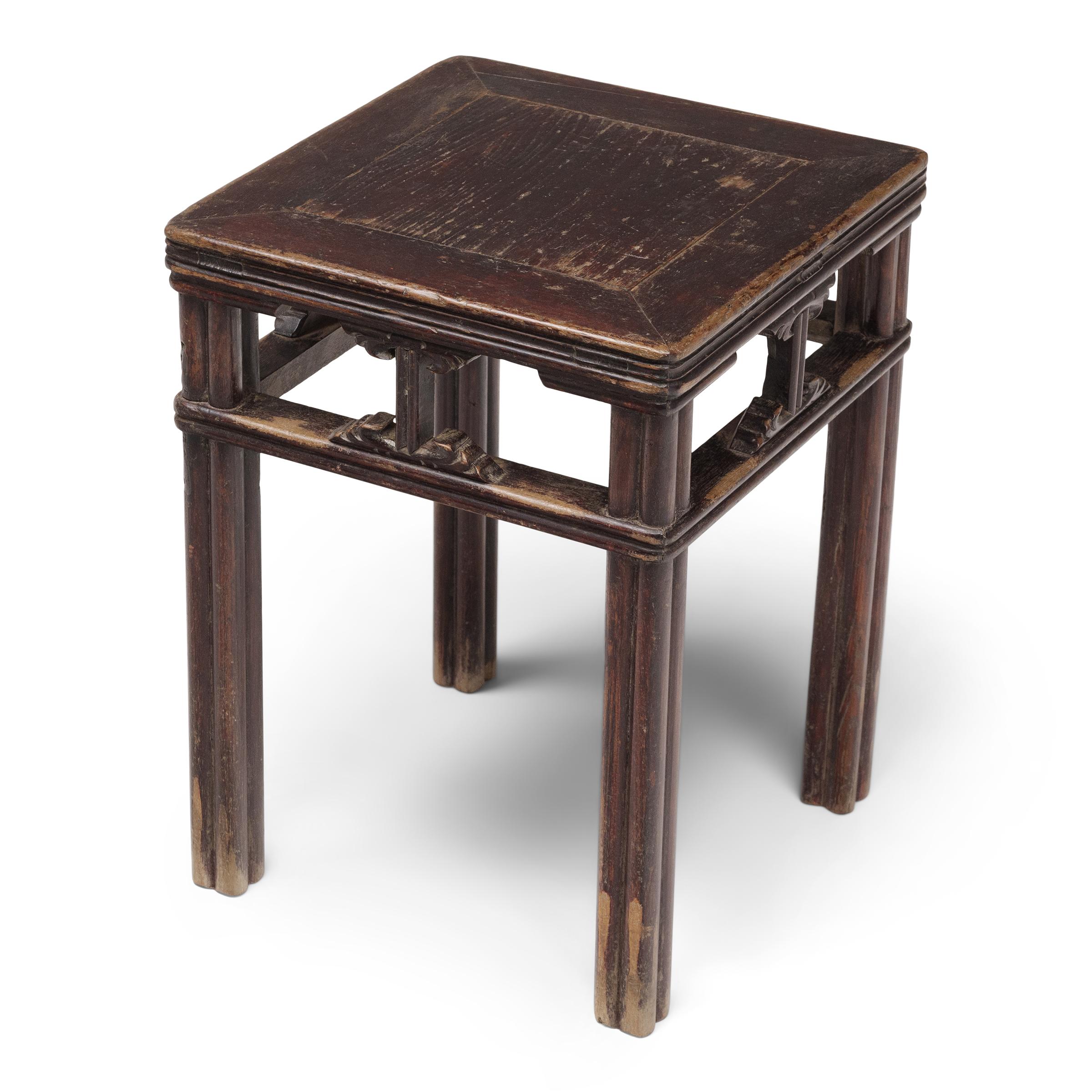 Paar chinesische Fang Deng Hocker mit Schilfrohr, um 1850 im Zustand „Gut“ im Angebot in Chicago, IL