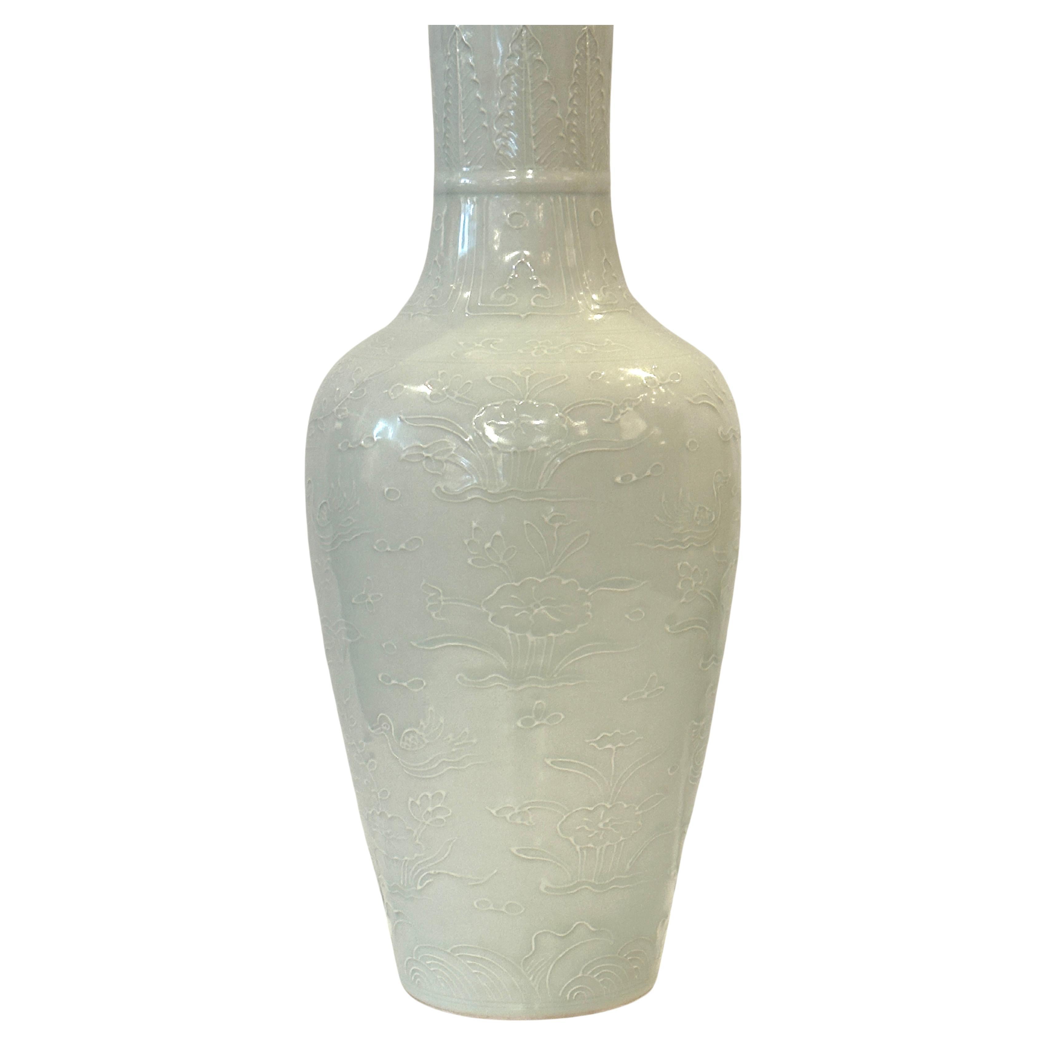 Pareja de Jarrones Cubiertos de Porcelana del Periodo de la República China Chino en venta