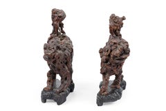 Paar chinesische Root Foo Dog Figuren
