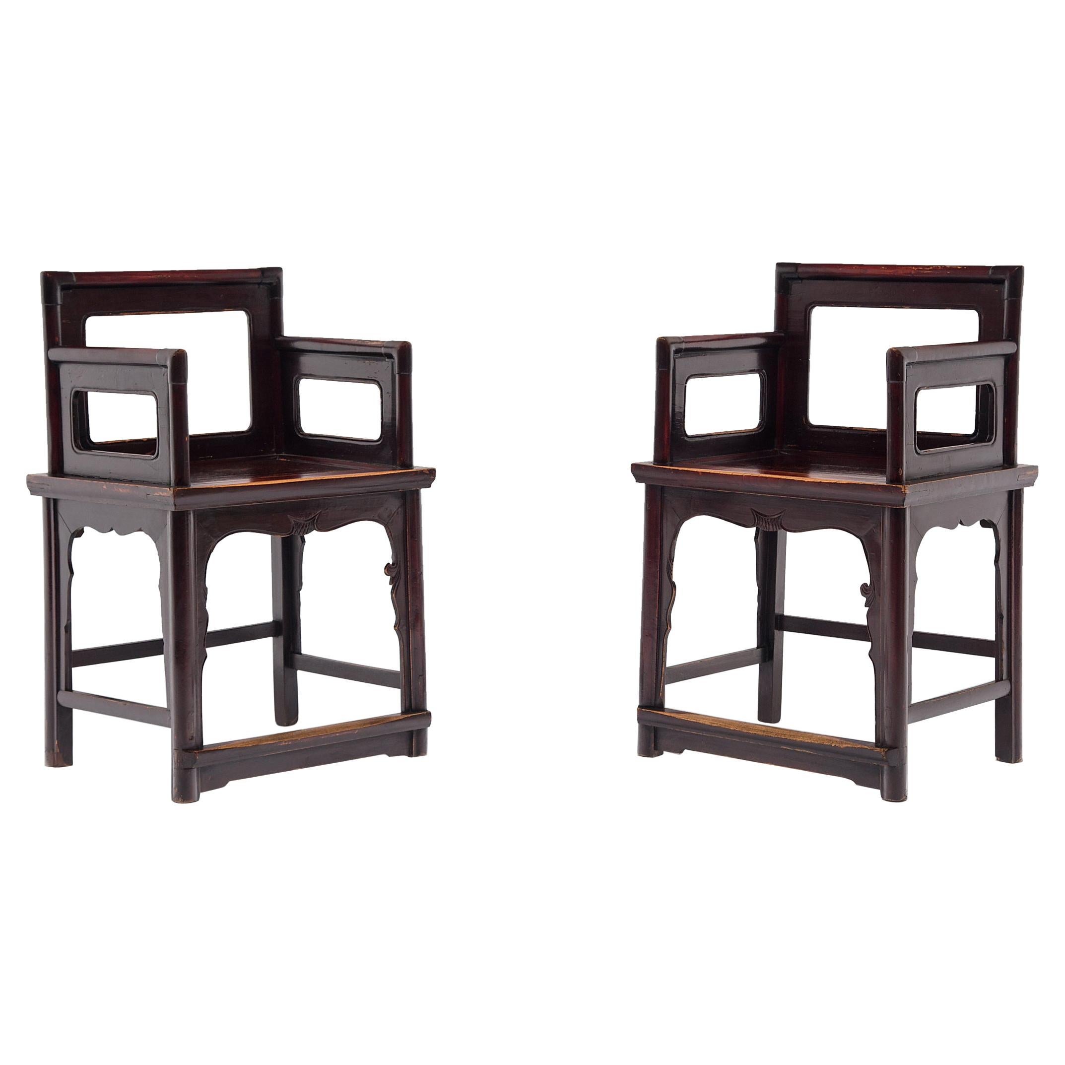 Paire de chaises chinoises à roses, vers 1850