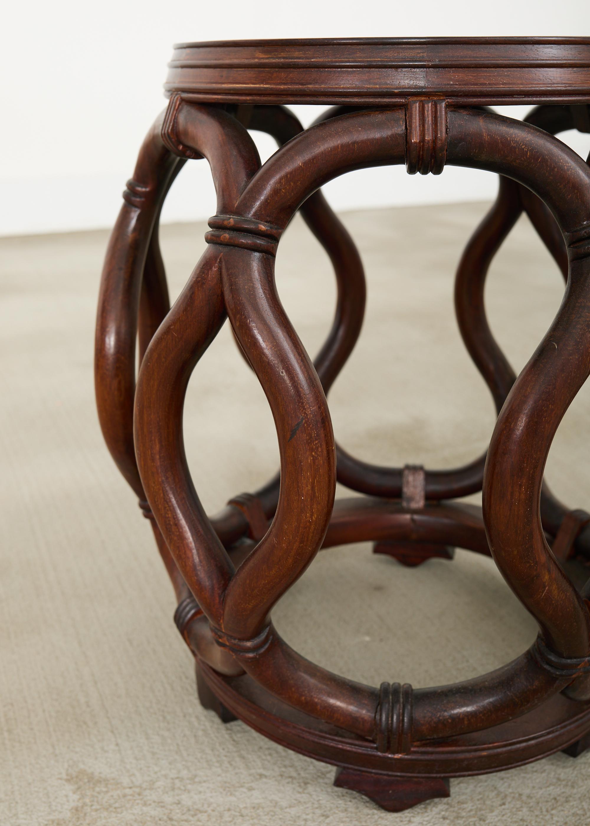 Paire de tabourets ou tables à boire en palissandre de Chine en vente 3