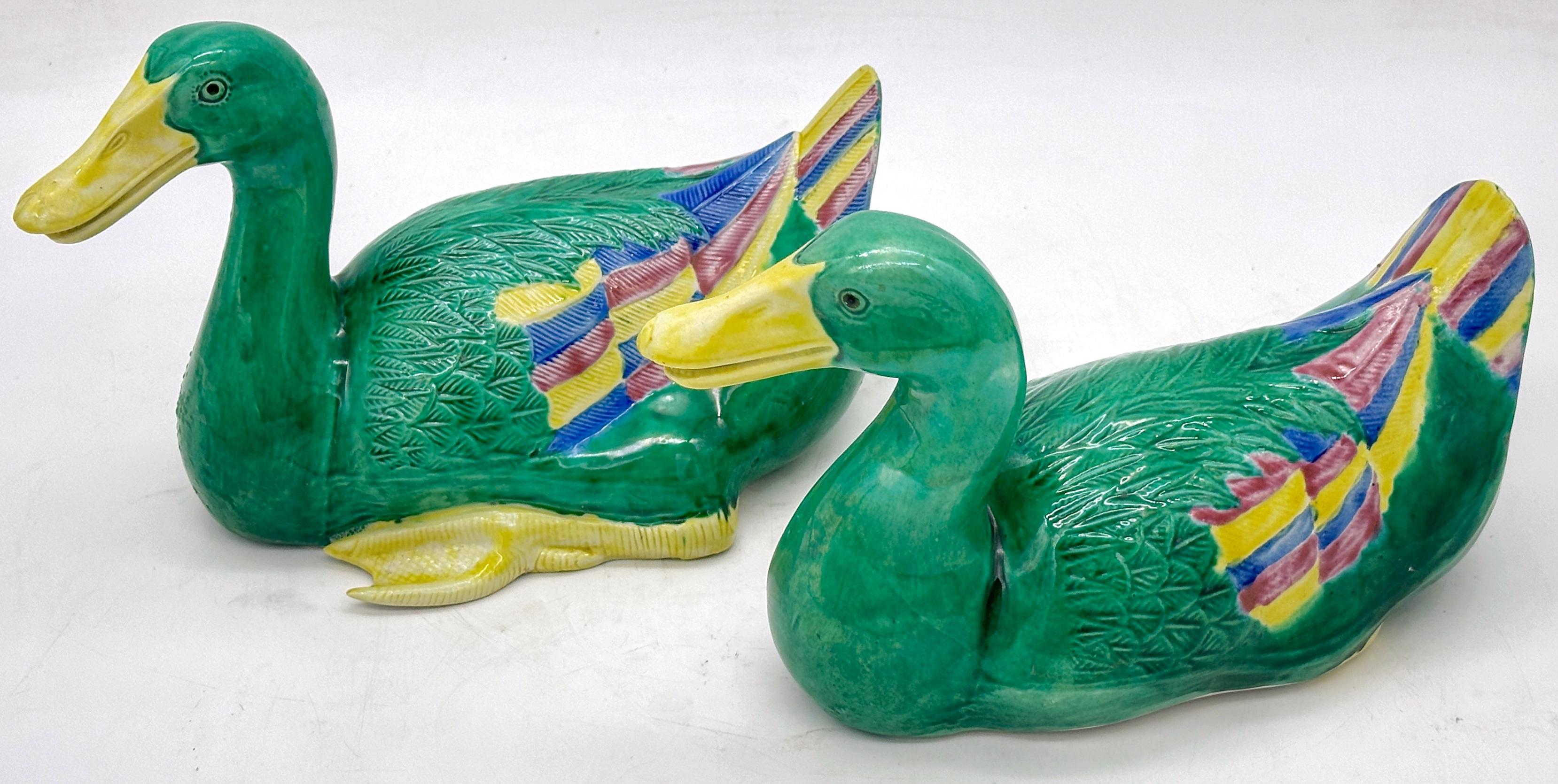 20th Century Pair of Chinese Sancai Glazed Figures of Seated Ducks For Sale