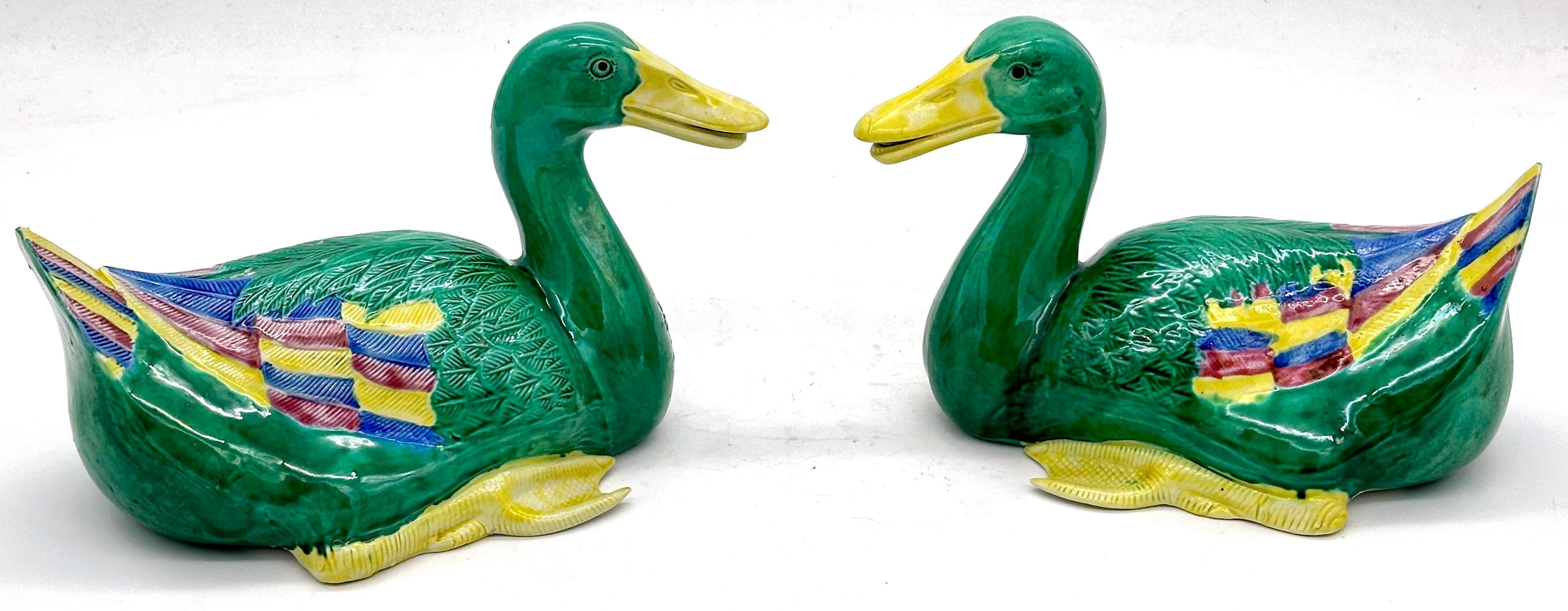 Pair of Chinese Sancai Glazed Figures of Seated Ducks For Sale 2