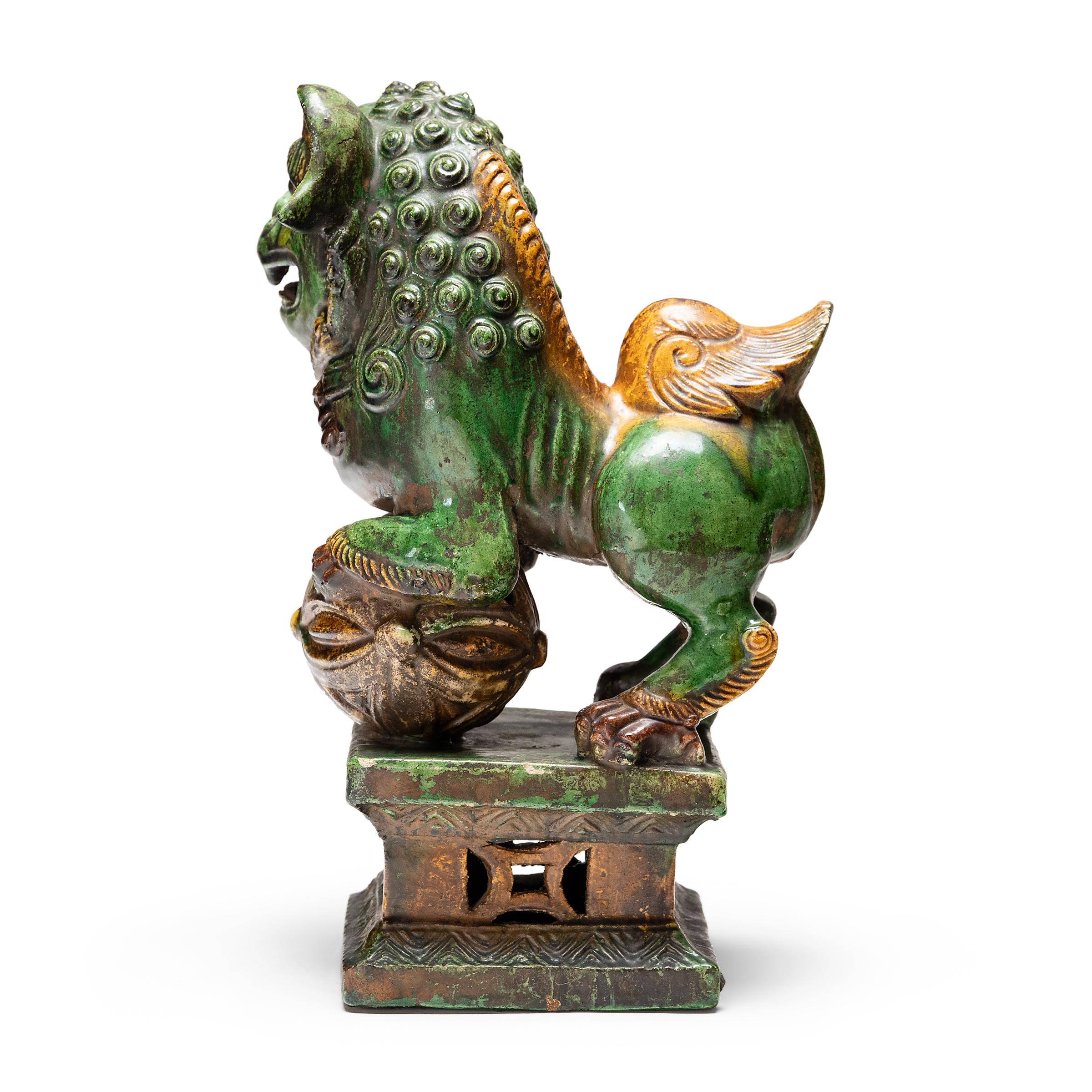 Pair of Chinese Sancai Glazed Fu Dog Protectors, c. 1900 In Good Condition In Chicago, IL