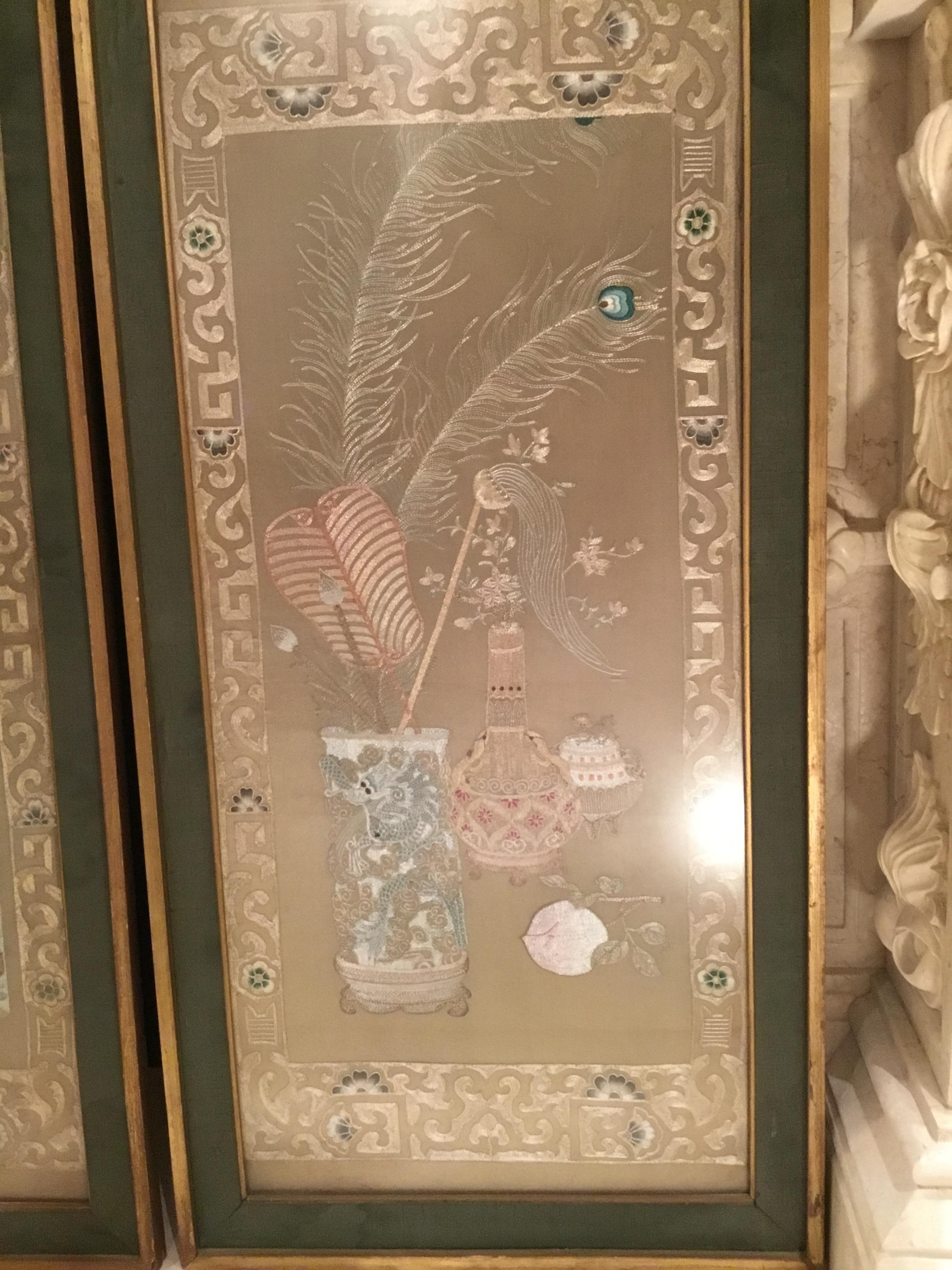 Pair of Chinese Silk Embroidered Panels, Early 20th Century In Good Condition In Houston, TX