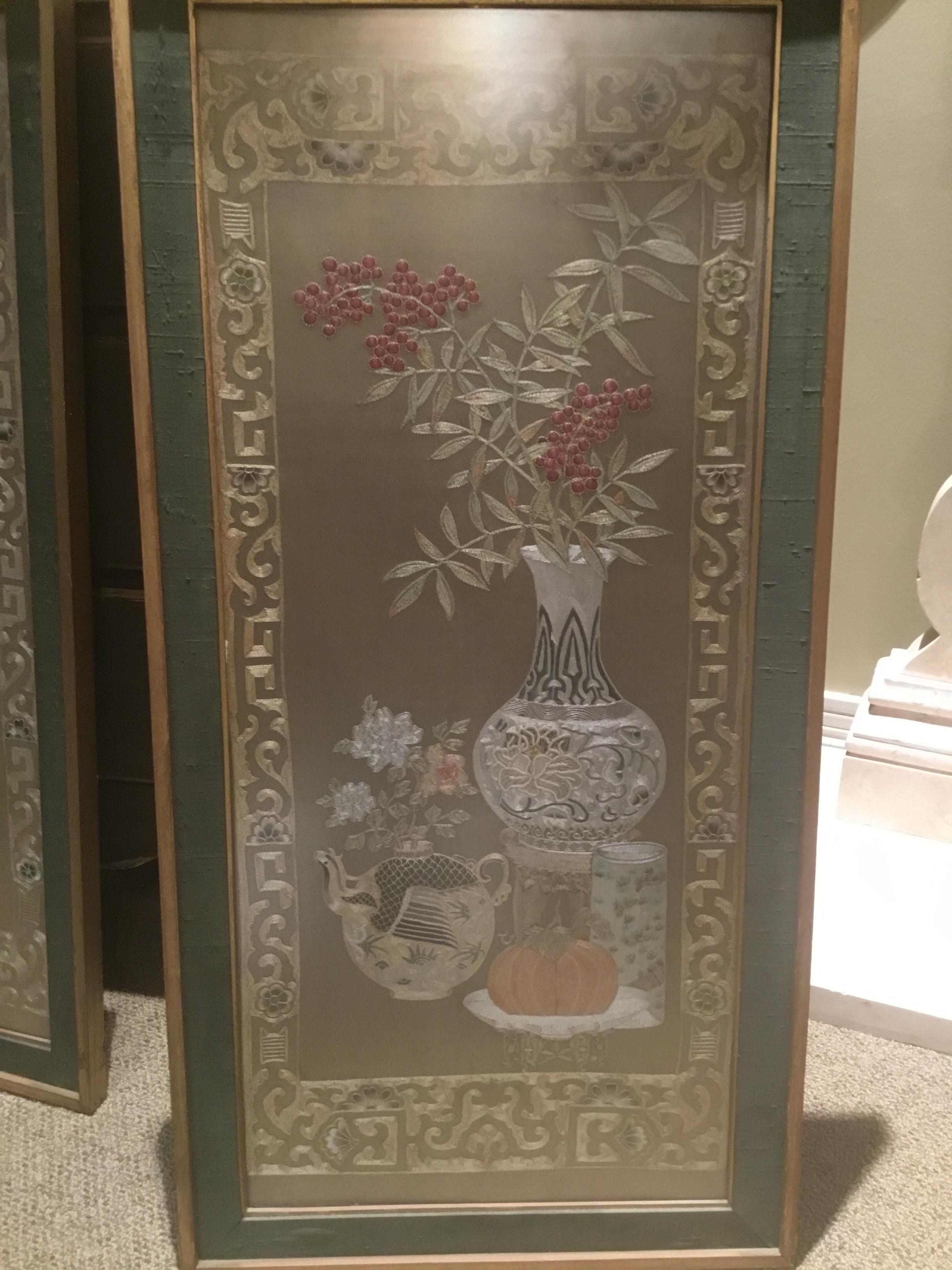 Hand-Woven Pair of Chinese Silk Embroidered Panels, Early 20th Century