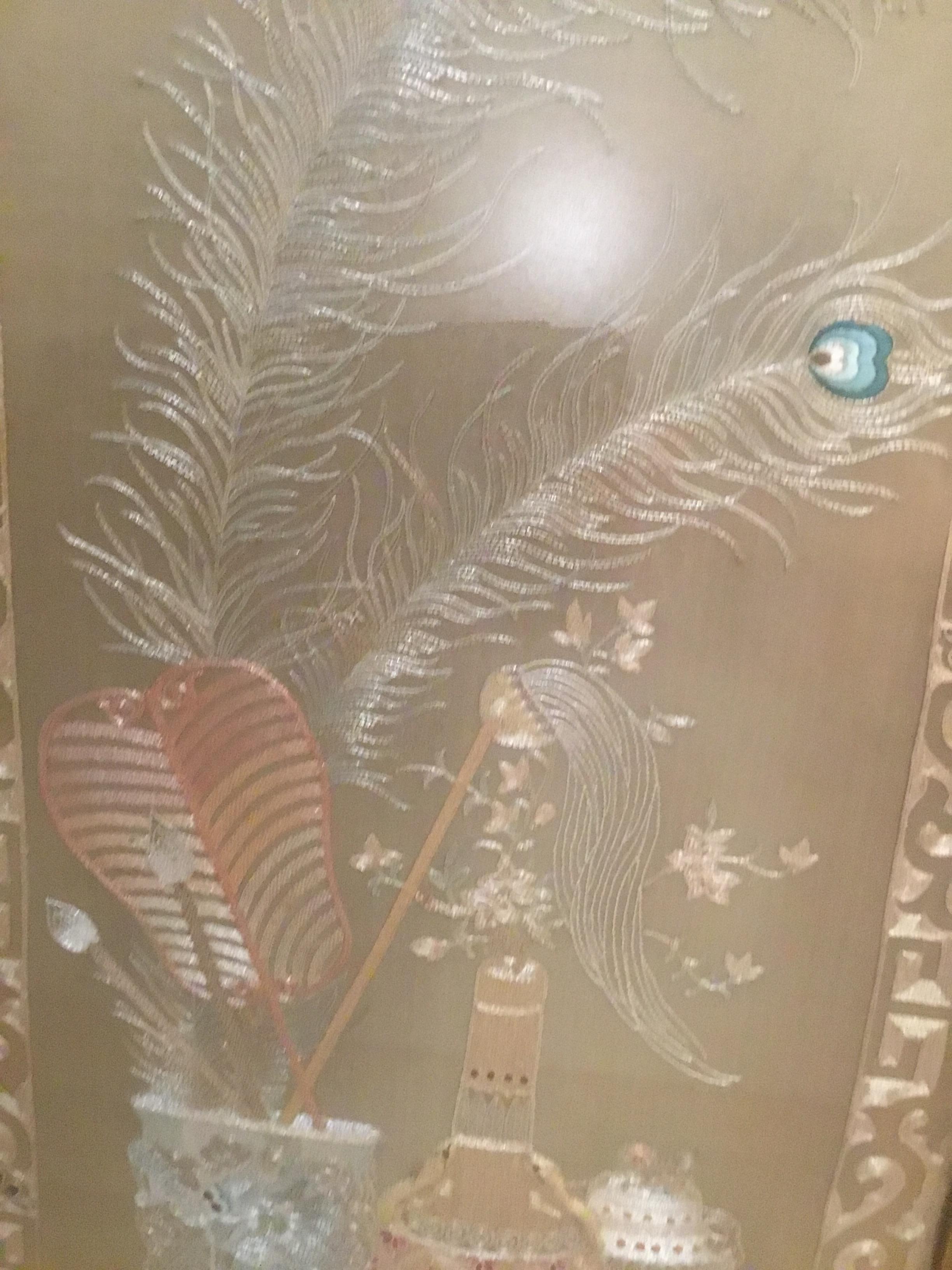 Pair of Chinese Silk Embroidered Panels, Early 20th Century In Good Condition In Houston, TX