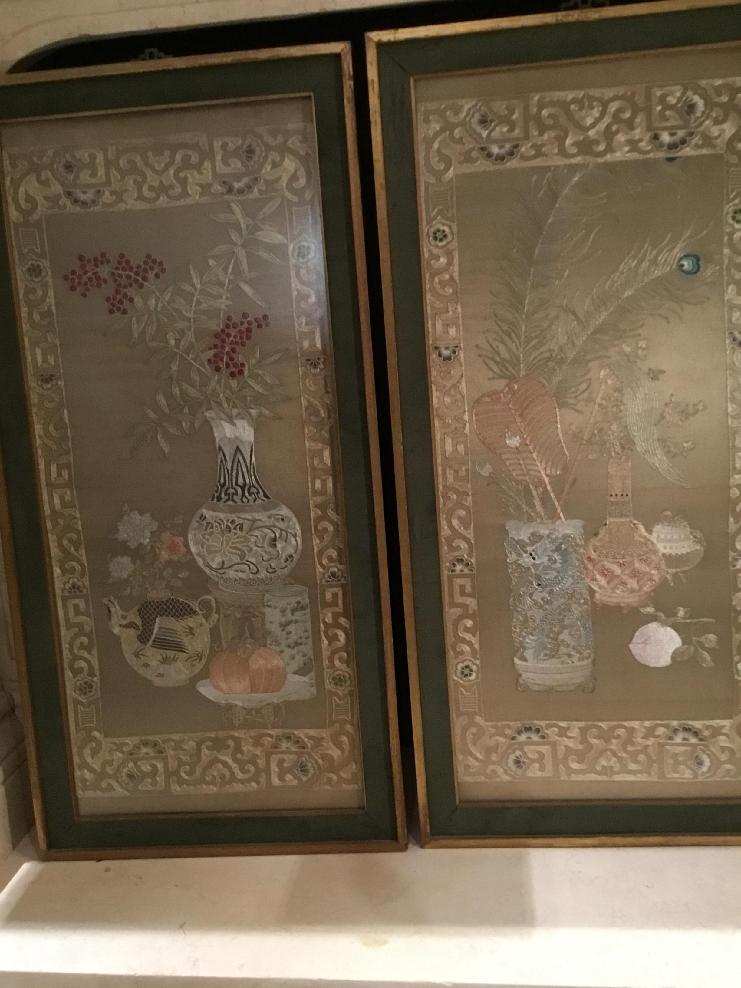 Hand-Woven Pair of Chinese Silk Embroidered Panels, Early 20th Century
