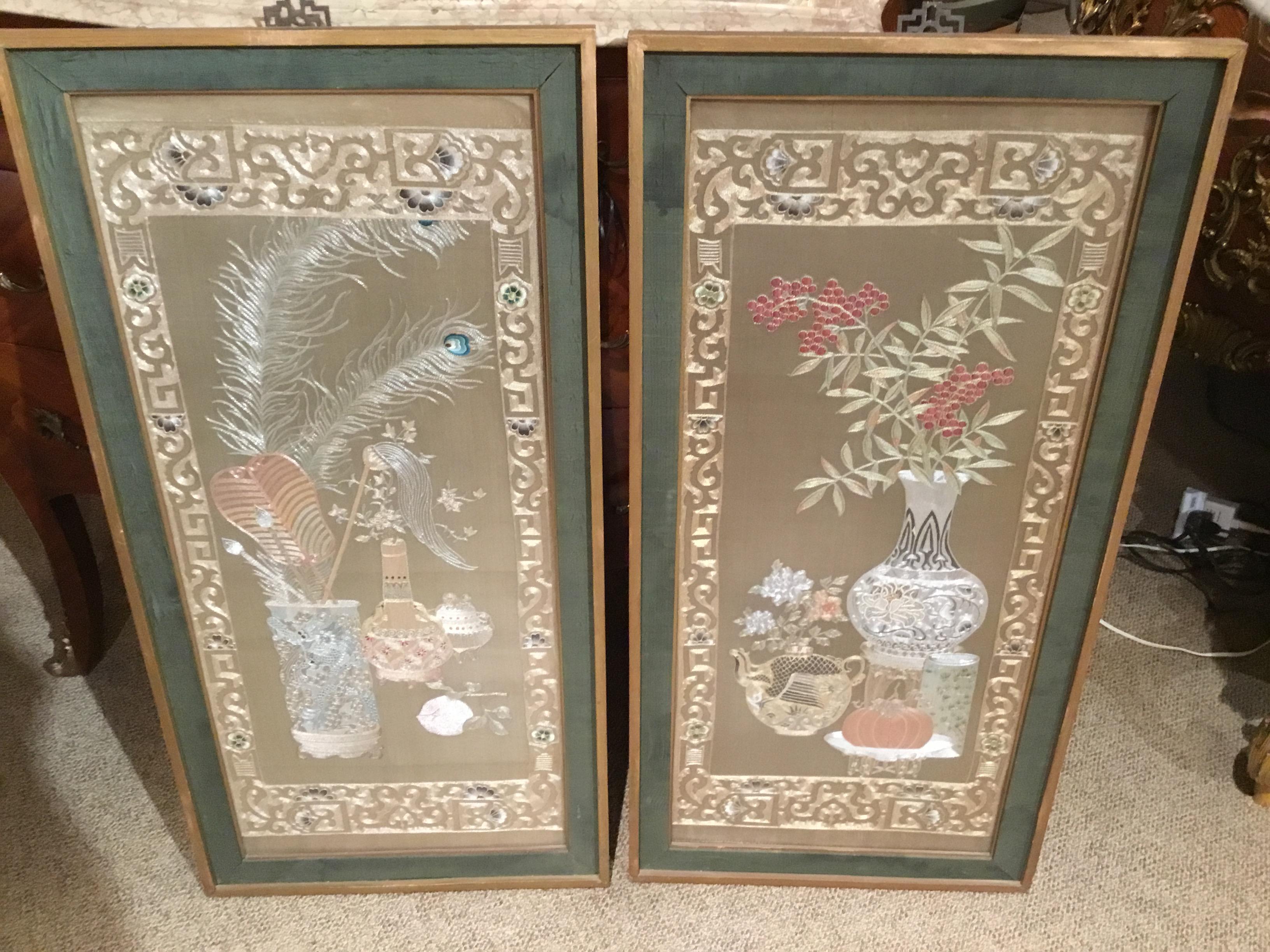 Pair of Chinese Silk Embroidered Panels, Early 20th Century 3
