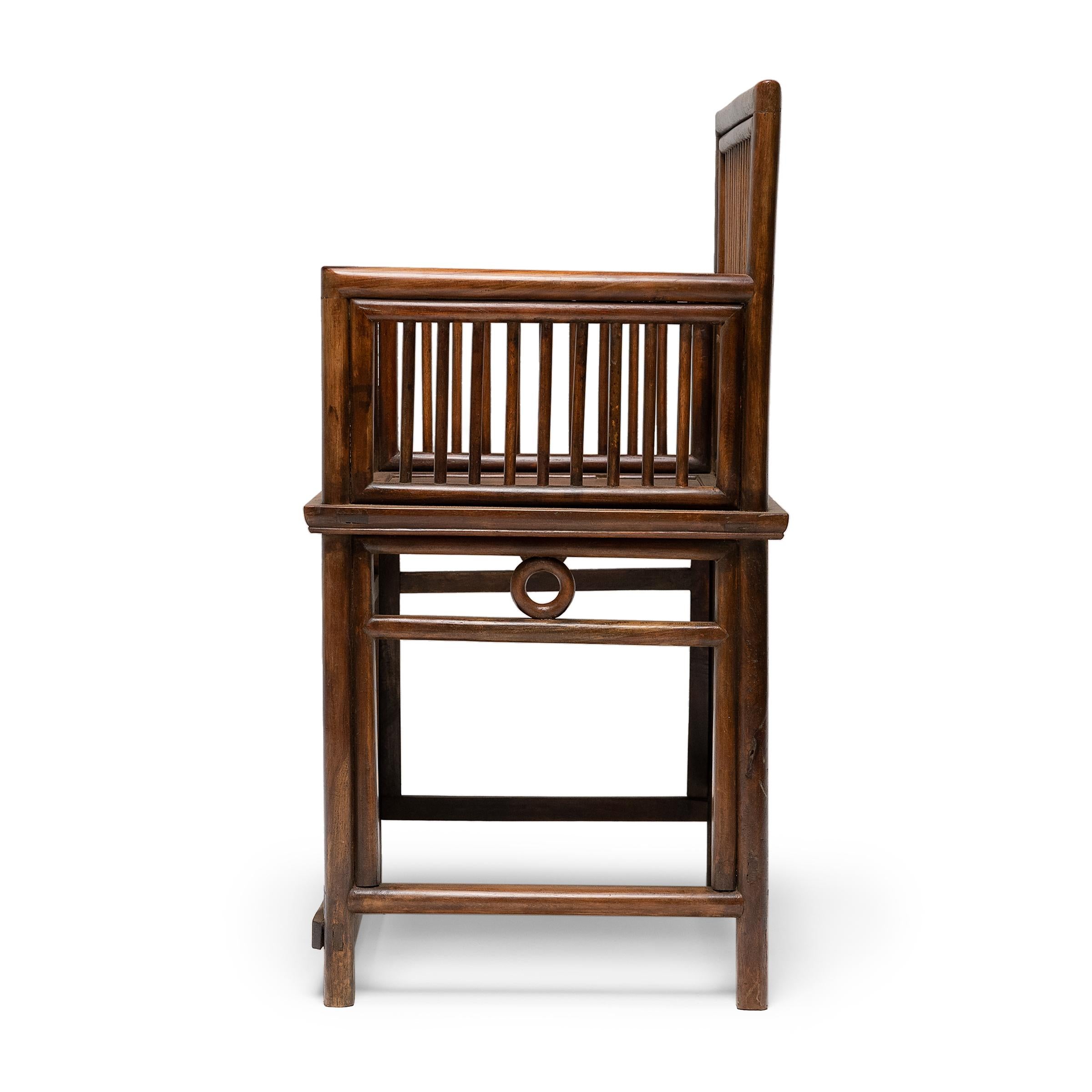 19th Century Pair of Chinese Spindleback Rose Chairs, c. 1850 For Sale