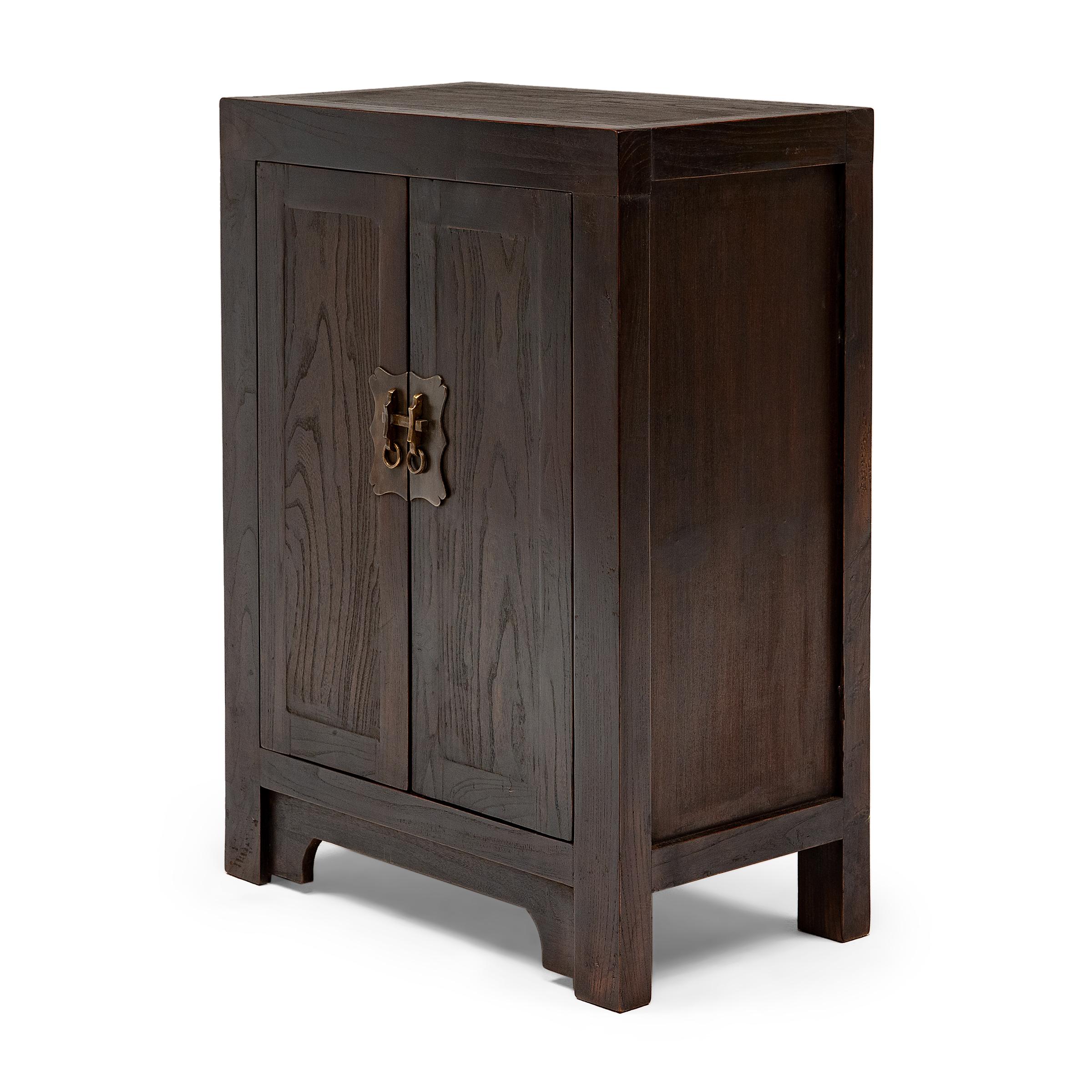 Contemporary Pair of Chinese Square Corner Locking Cabinets For Sale