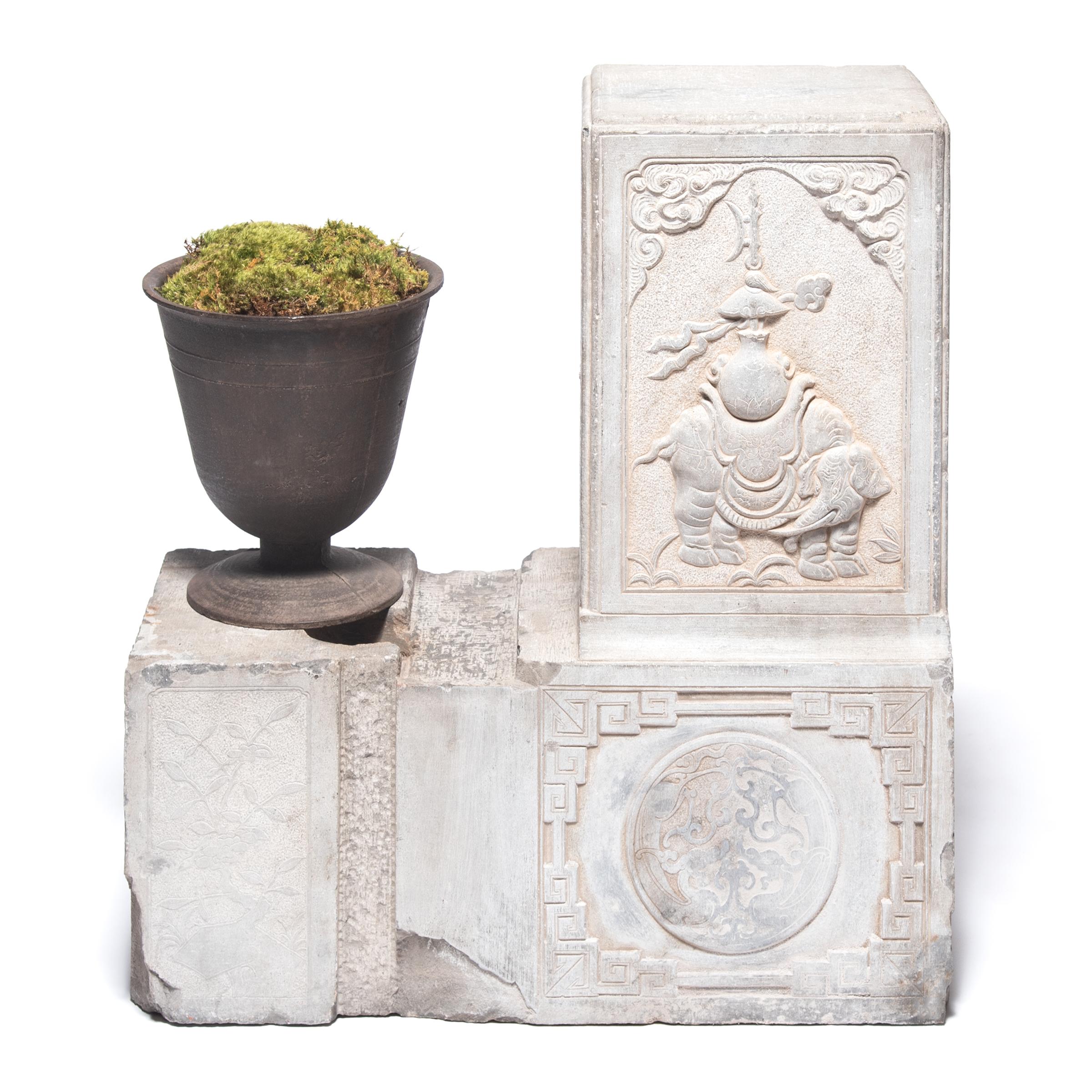 Pair of Chinese Stone Door Posts with Mythical Elephants, c. 1850 For Sale 7