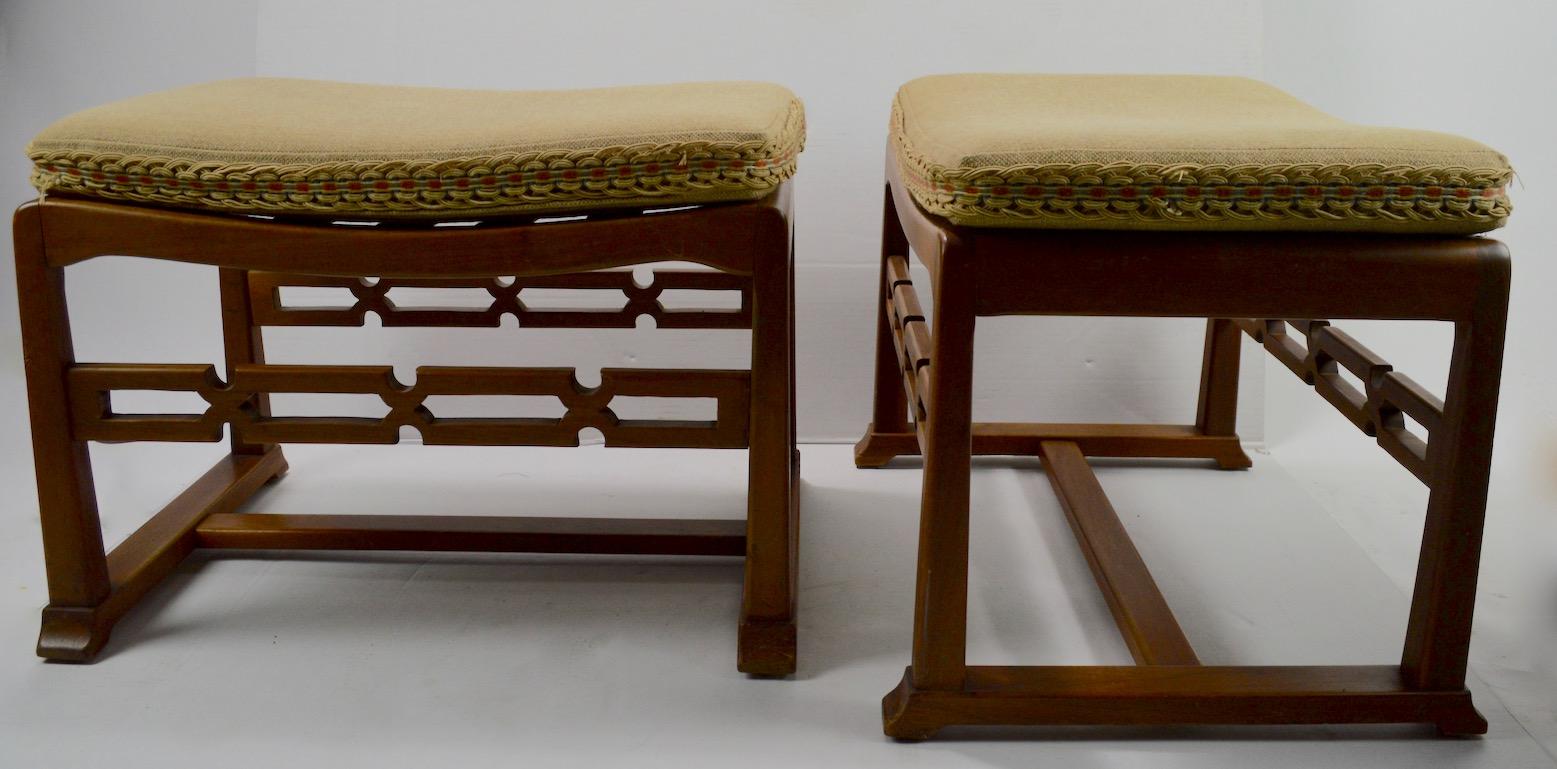 Pair of Chinese Style Asia Modern Stool, Bench, Footrest, Ottomans In Good Condition In New York, NY