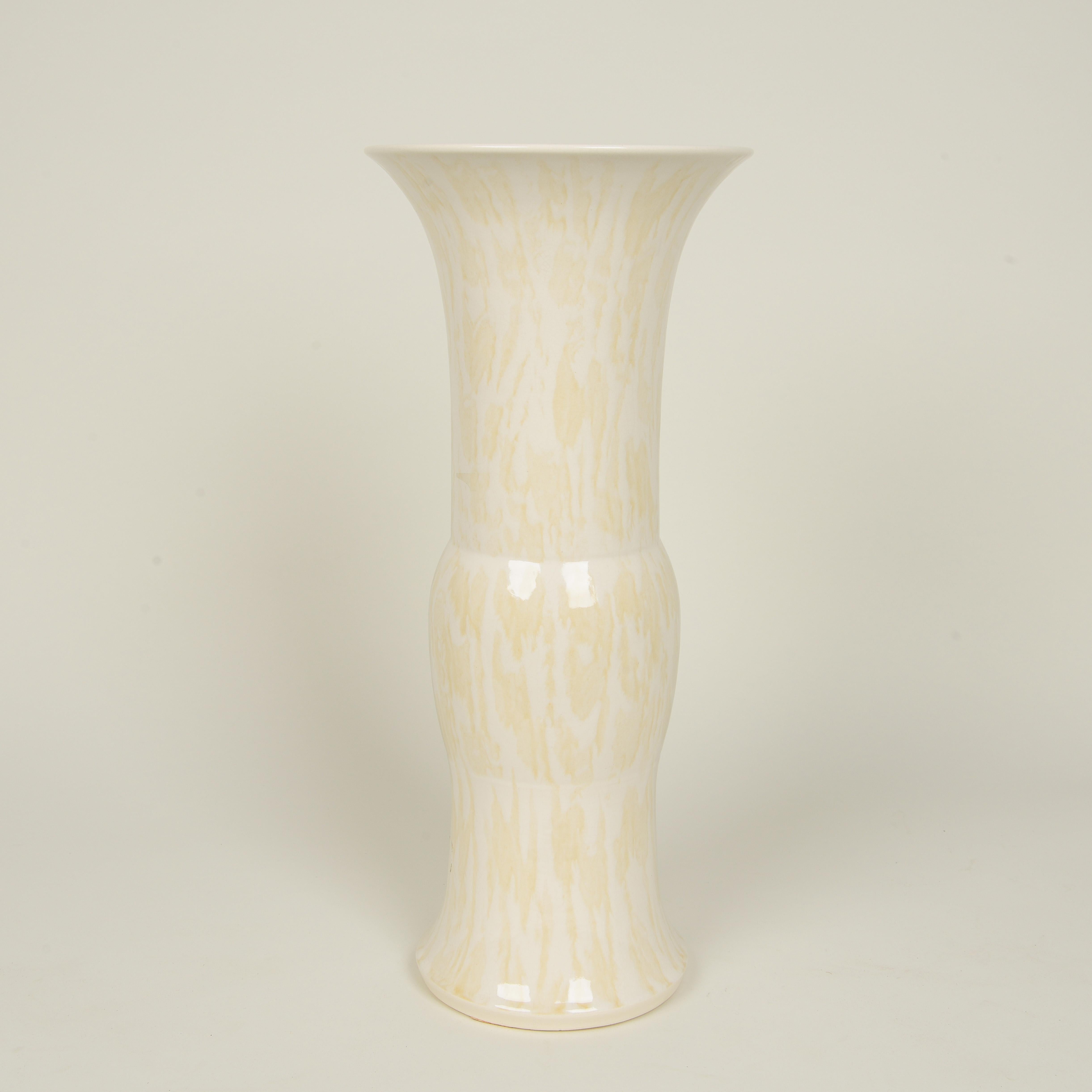 20th Century Pair of Chinese Style Ceramic Beaker Vases For Sale