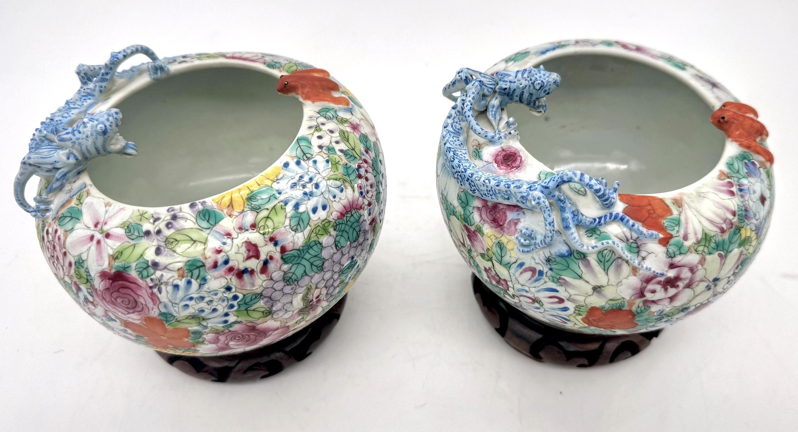 Chinese Export Pair of Chinese Thousand Flowers Porcelain Figural Vases For Sale