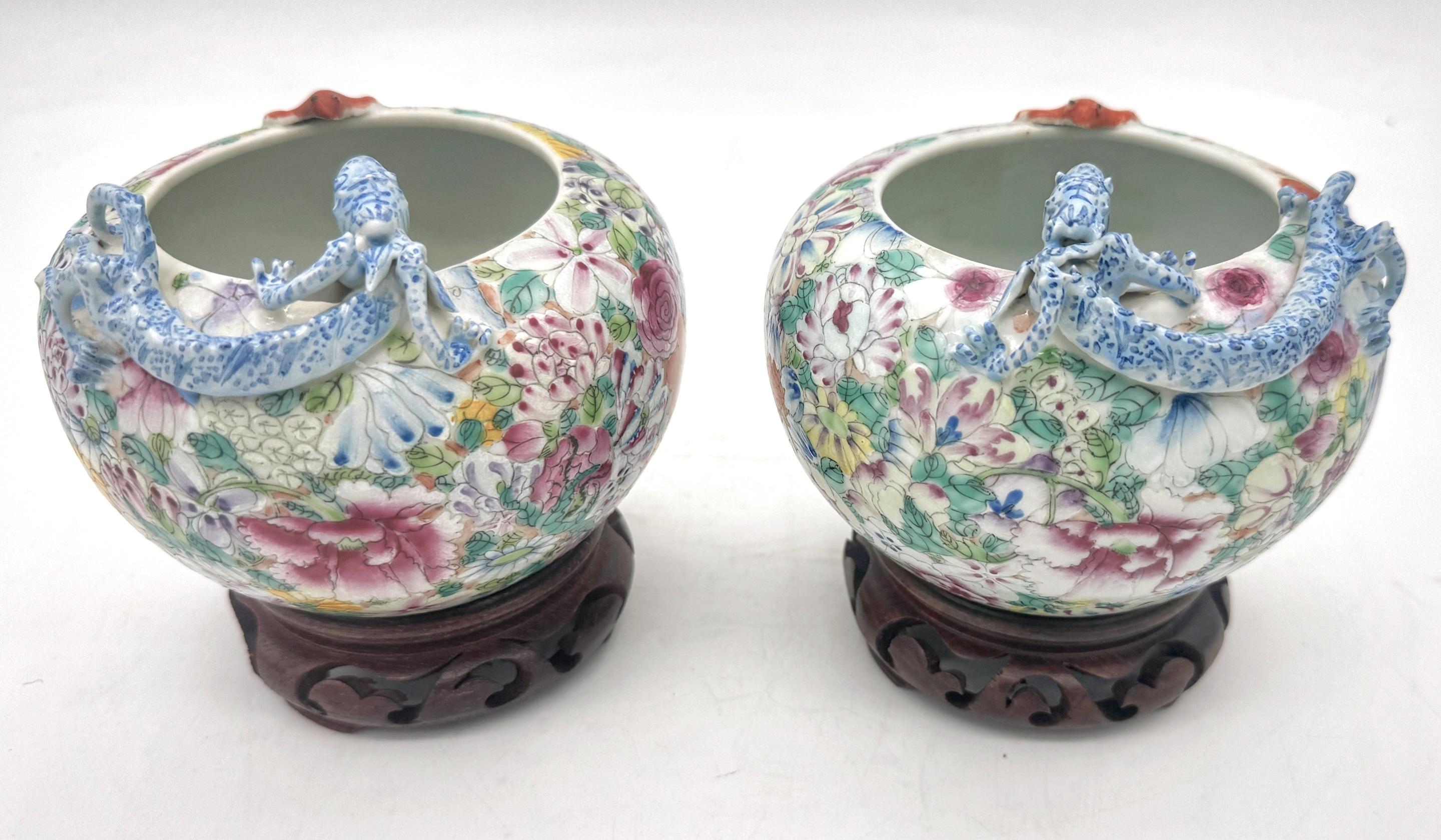 Carved Pair of Chinese Thousand Flowers Porcelain Figural Vases For Sale