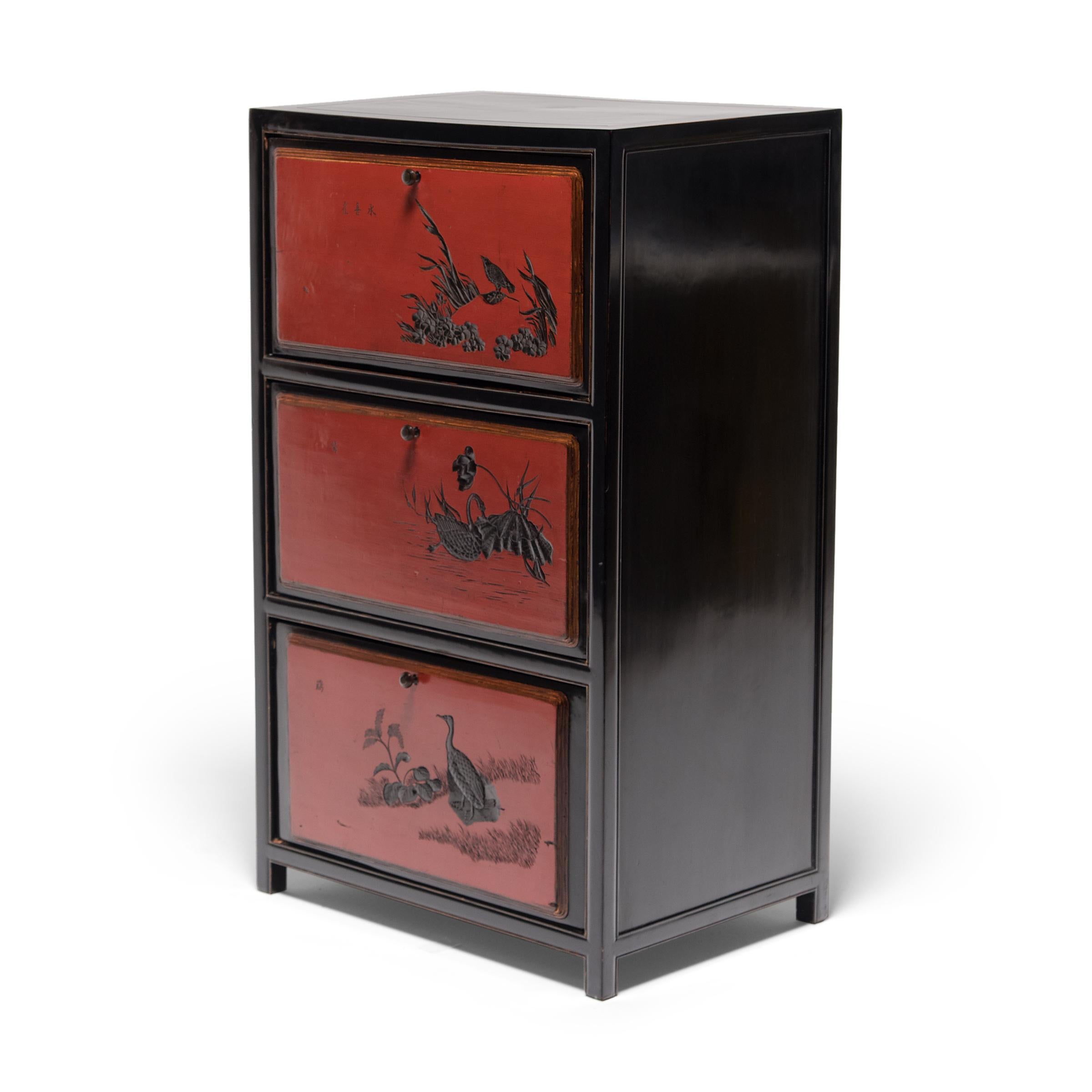 Pair of Chinese Red Lacquer Cabinets with Poetic Pairings, circa 1900 For Sale 4