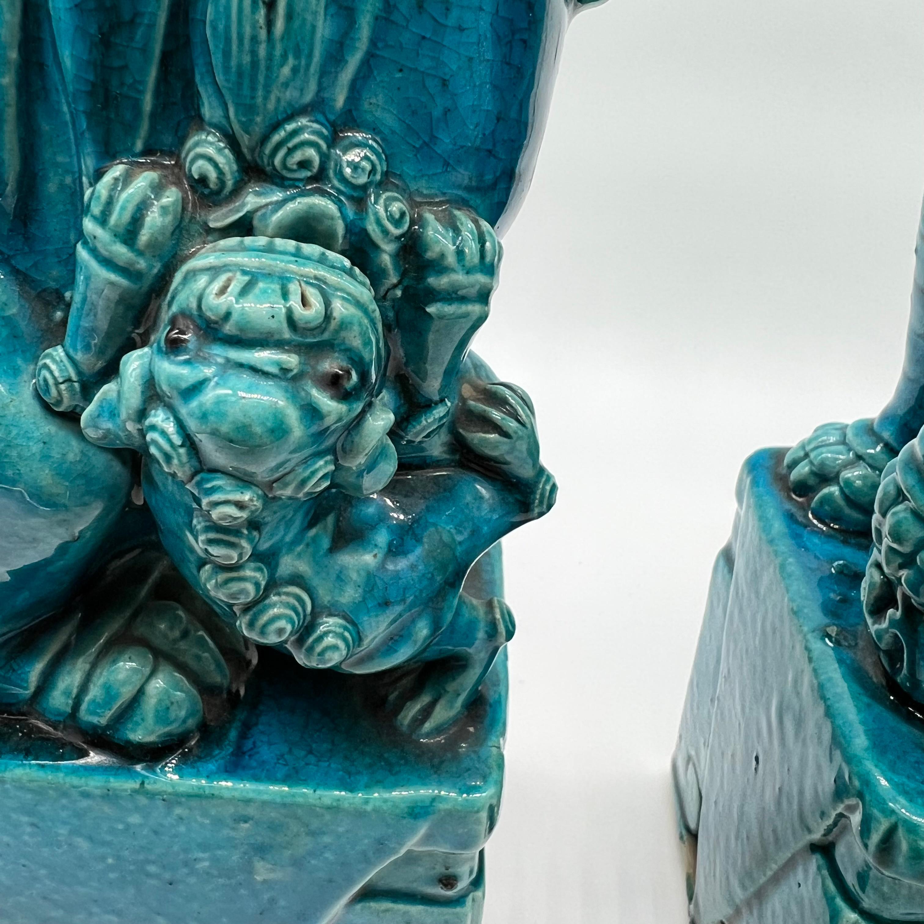 Pair of Chinese Turquoise Glazed Foo Dogs, circa 1880 For Sale 2