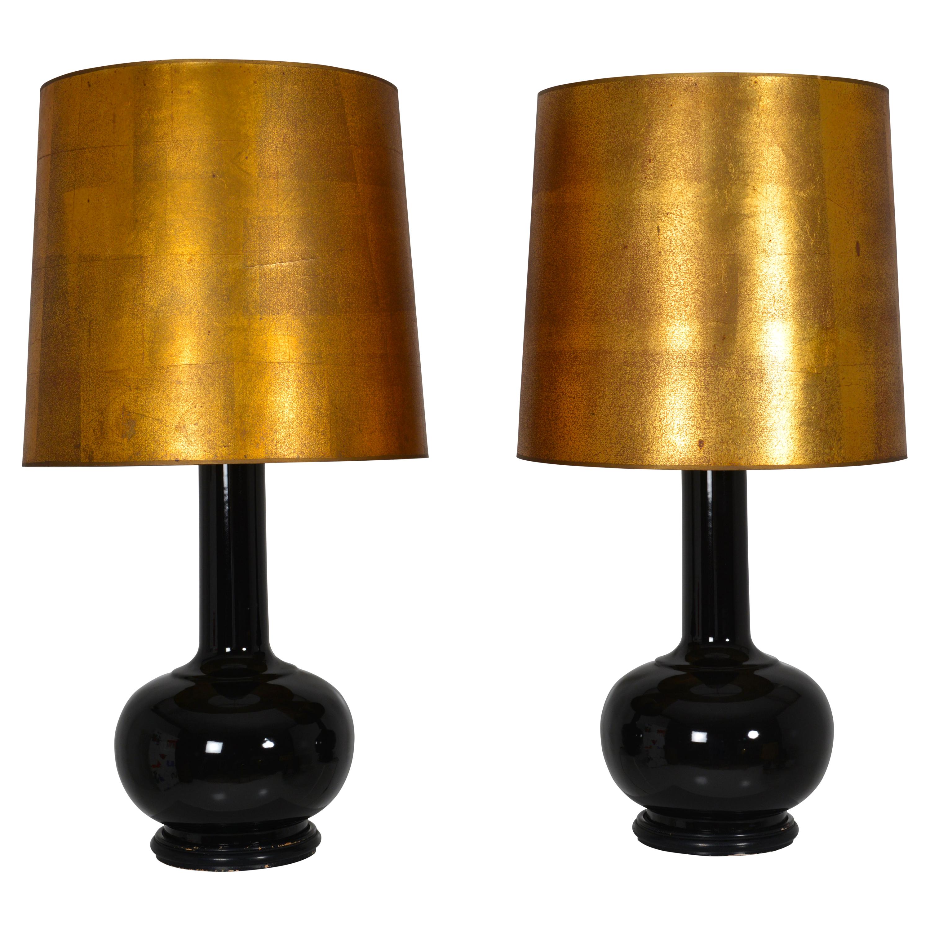 Pair of Chinese Vases Mounted as Table Lamp, France, circa 1970 For Sale