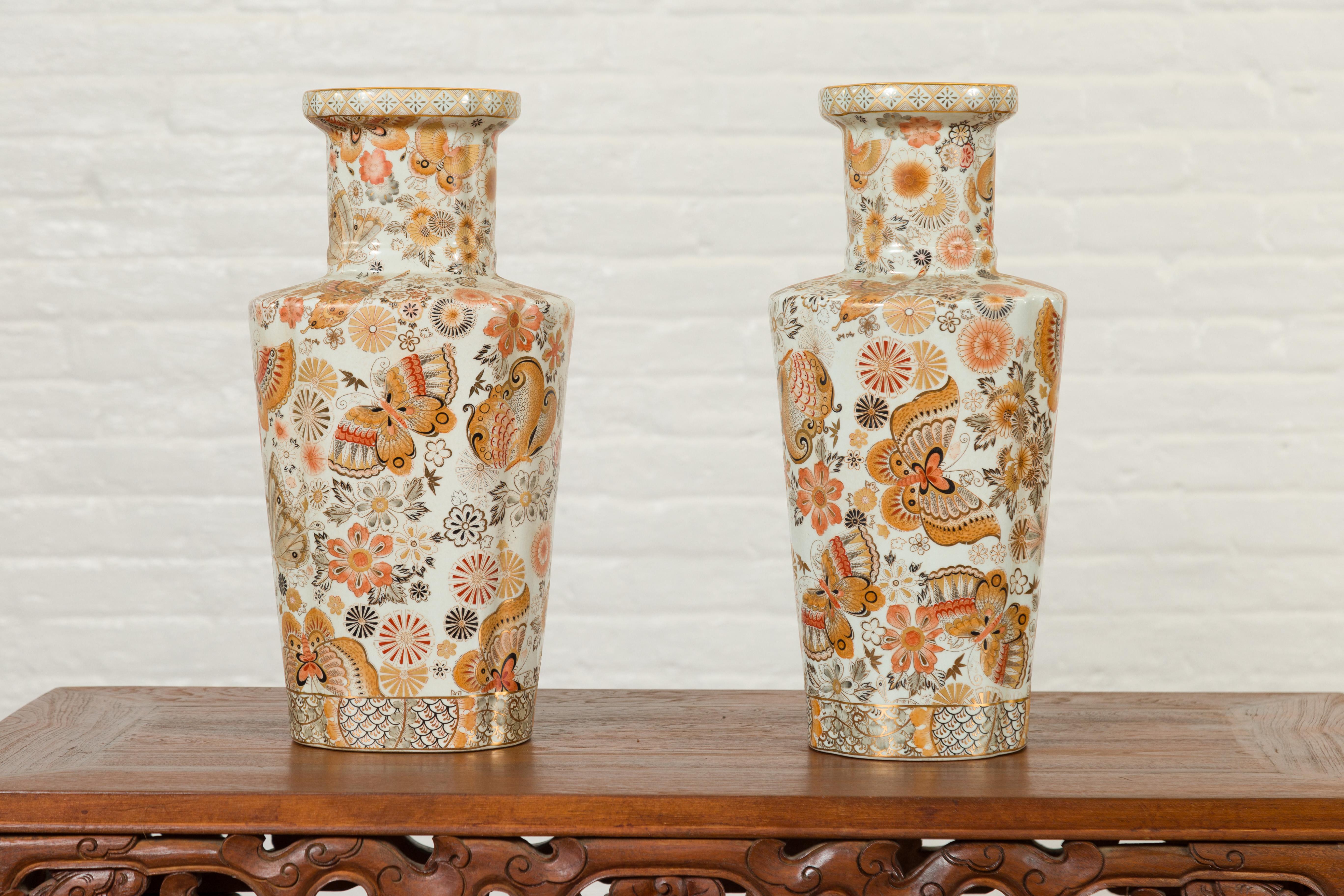 Pair of Chinese Vintage Japanese Kutani Style Vases with Flowers and Butterflies For Sale 3