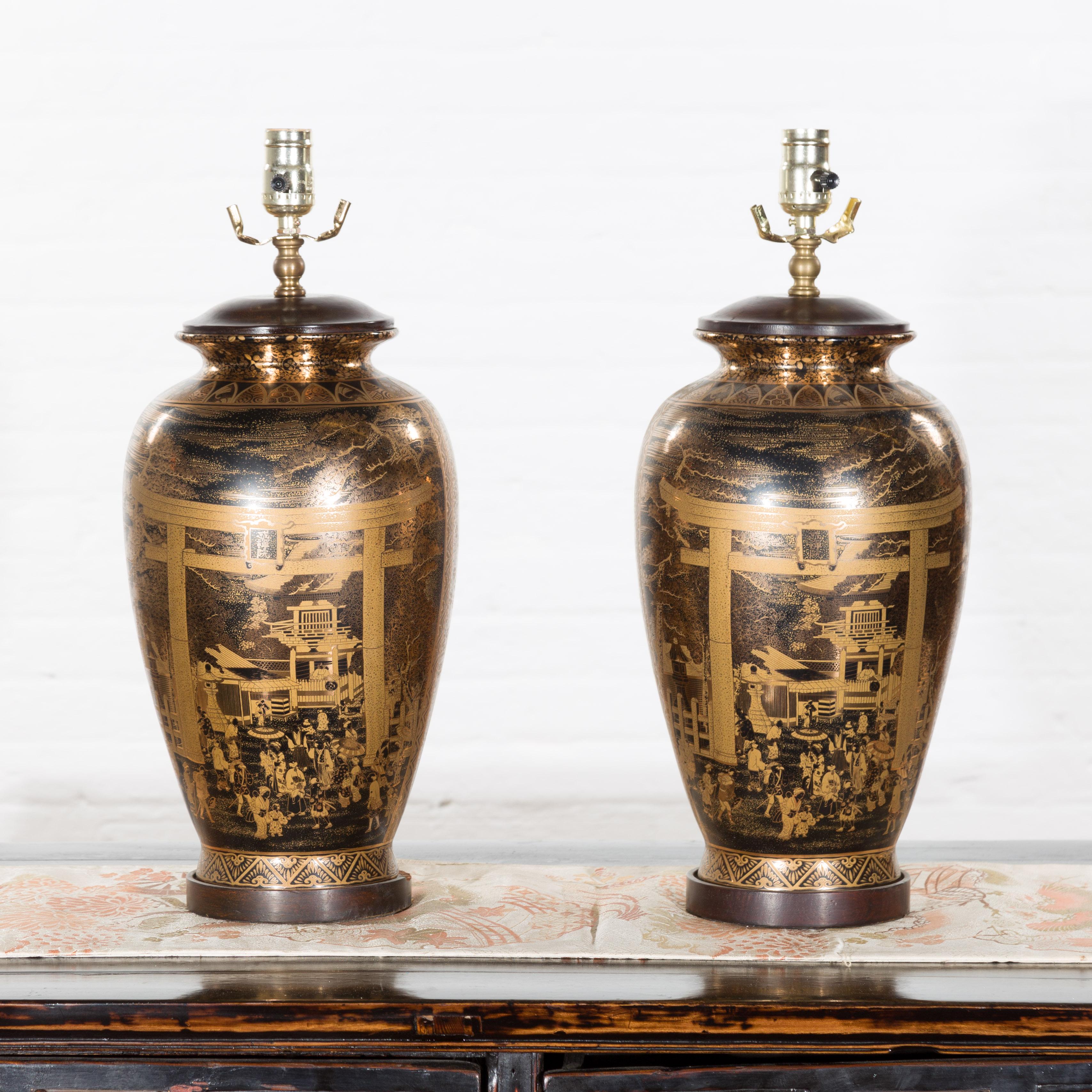 Pair of Chinese Vintage Wired Table Lamps with Black and Gold Chinoiserie Décor In Good Condition In Yonkers, NY